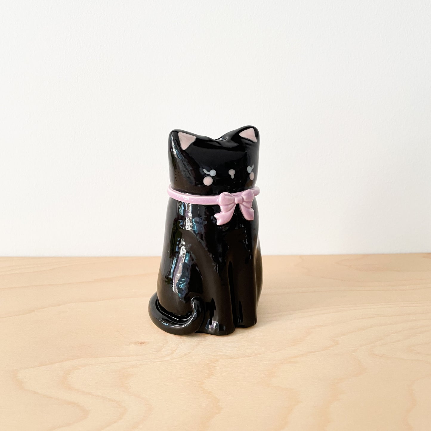 Black Cat Vase (Purple Bow)