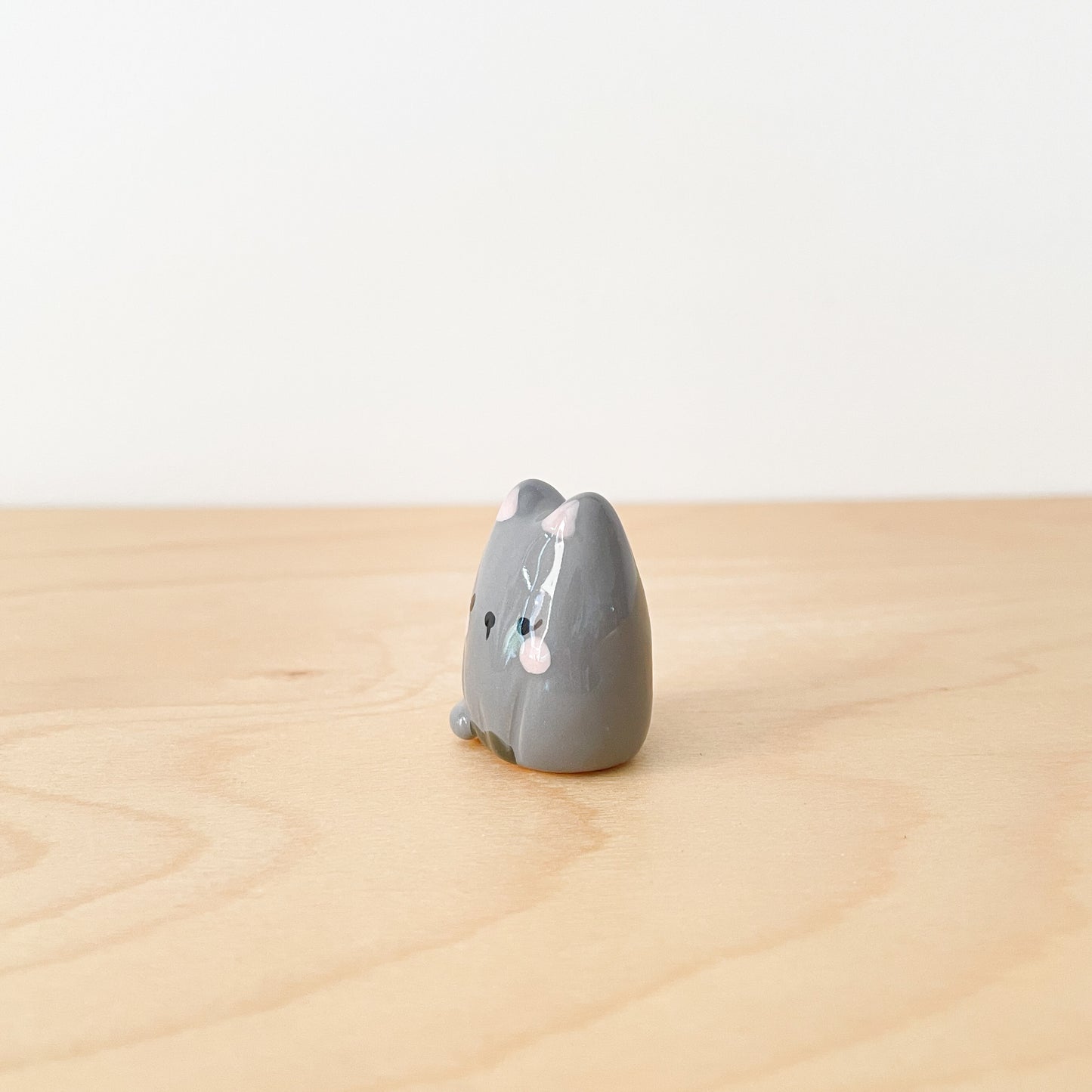 Dark Grey Cat Desk Pal