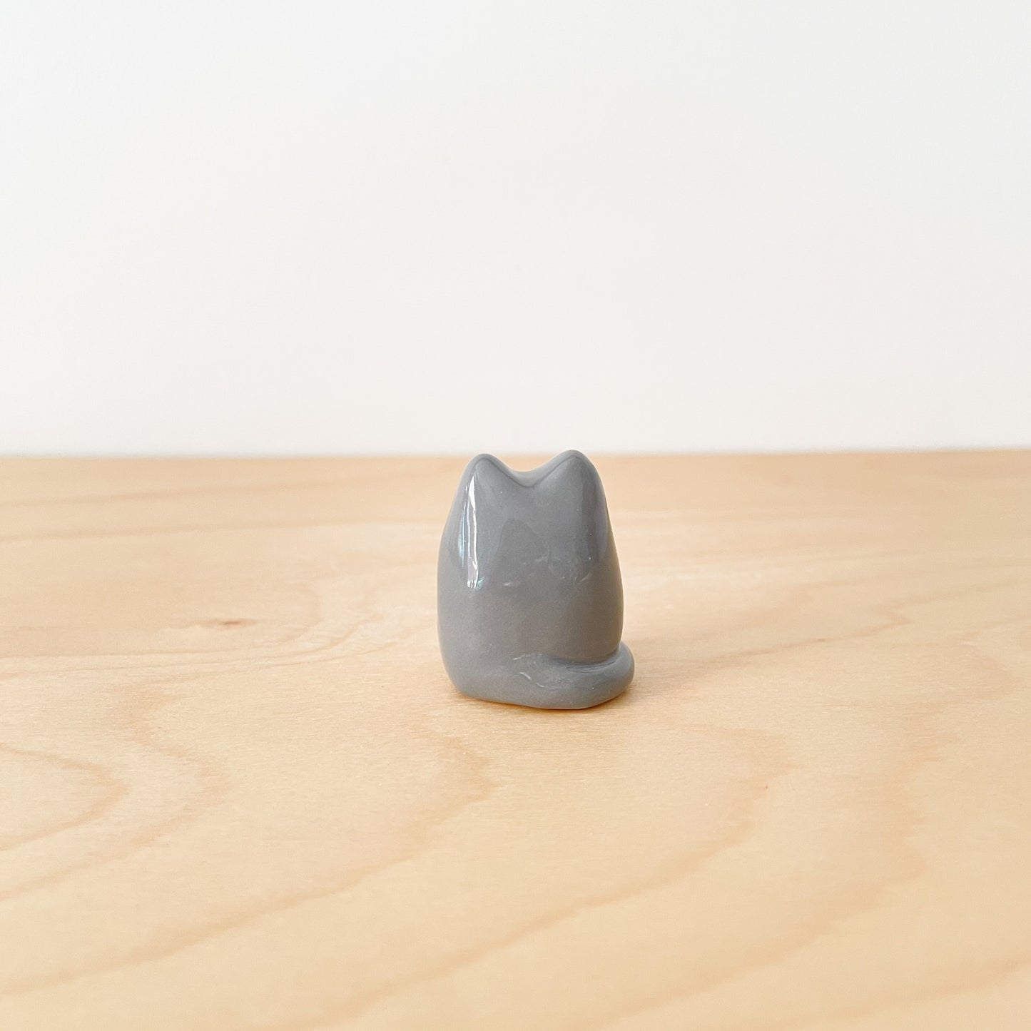 Dark Grey Cat Desk Pal
