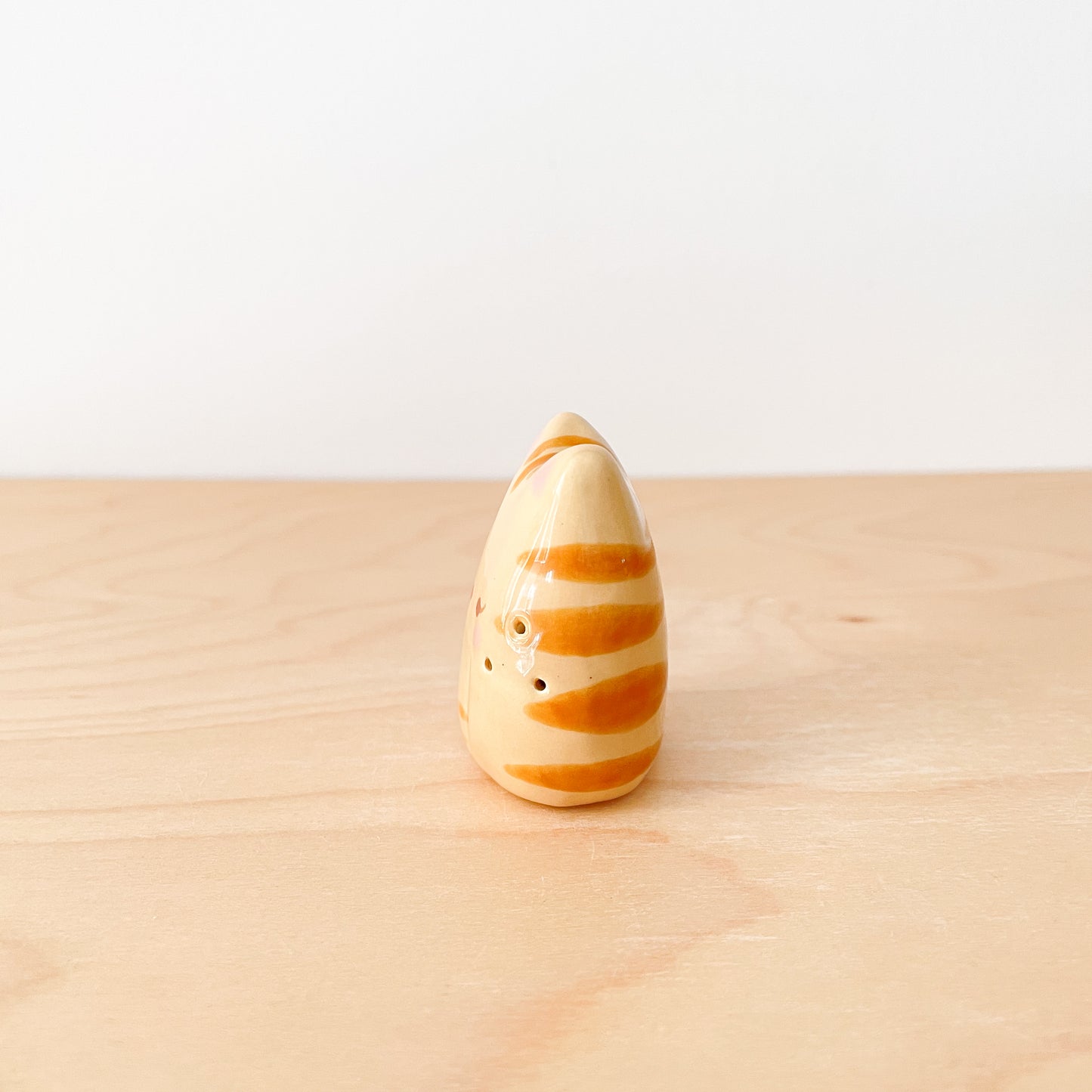 Caramel Tabby Whisker Cat Mini Vase