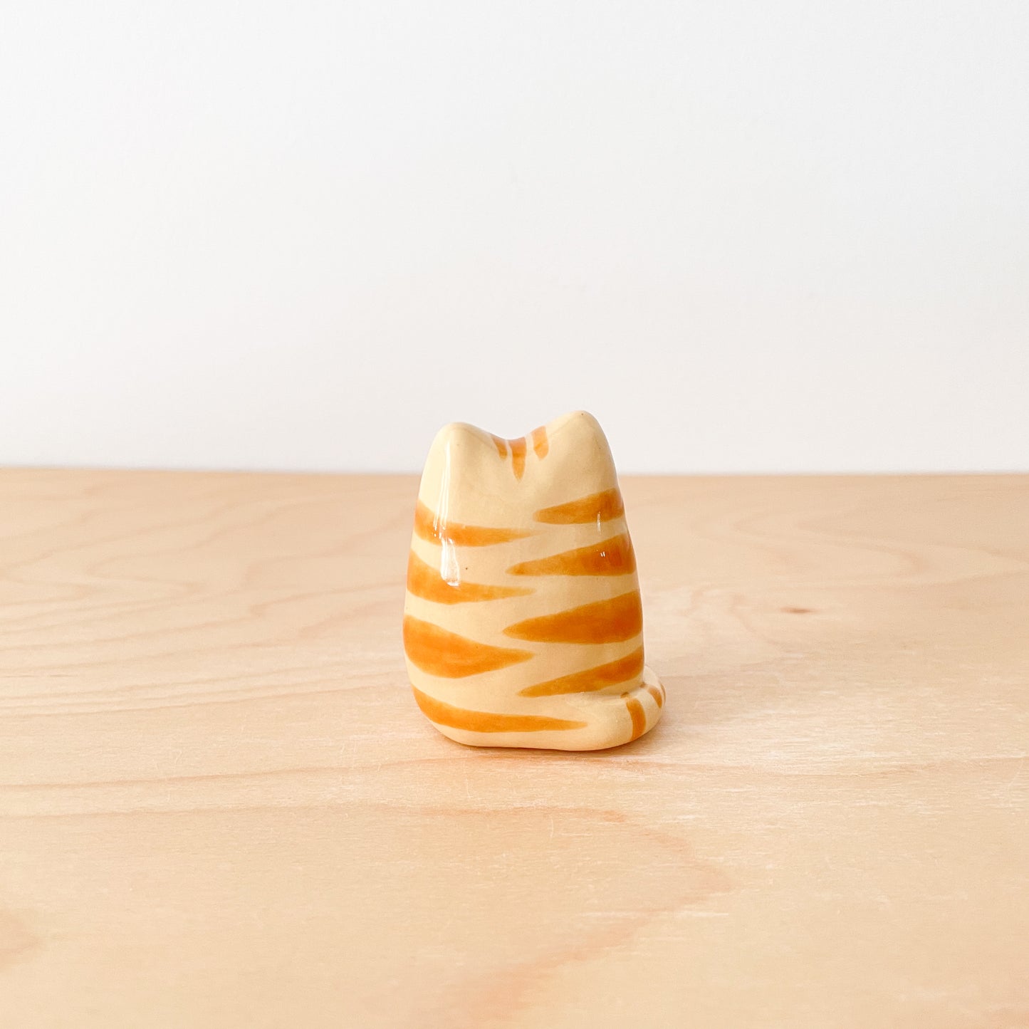 Caramel Tabby Whisker Cat Mini Vase