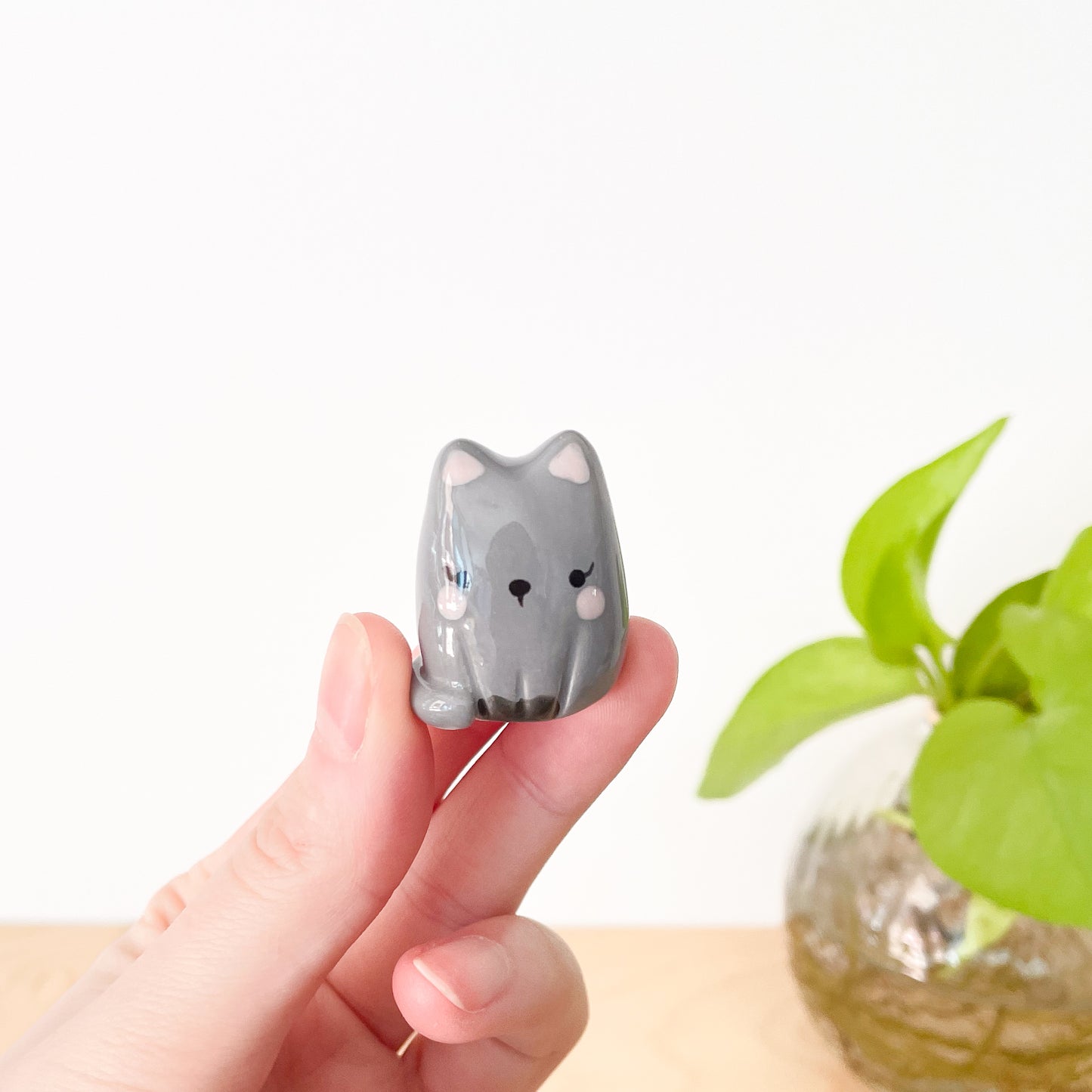 Dark Grey Cat Desk Pal