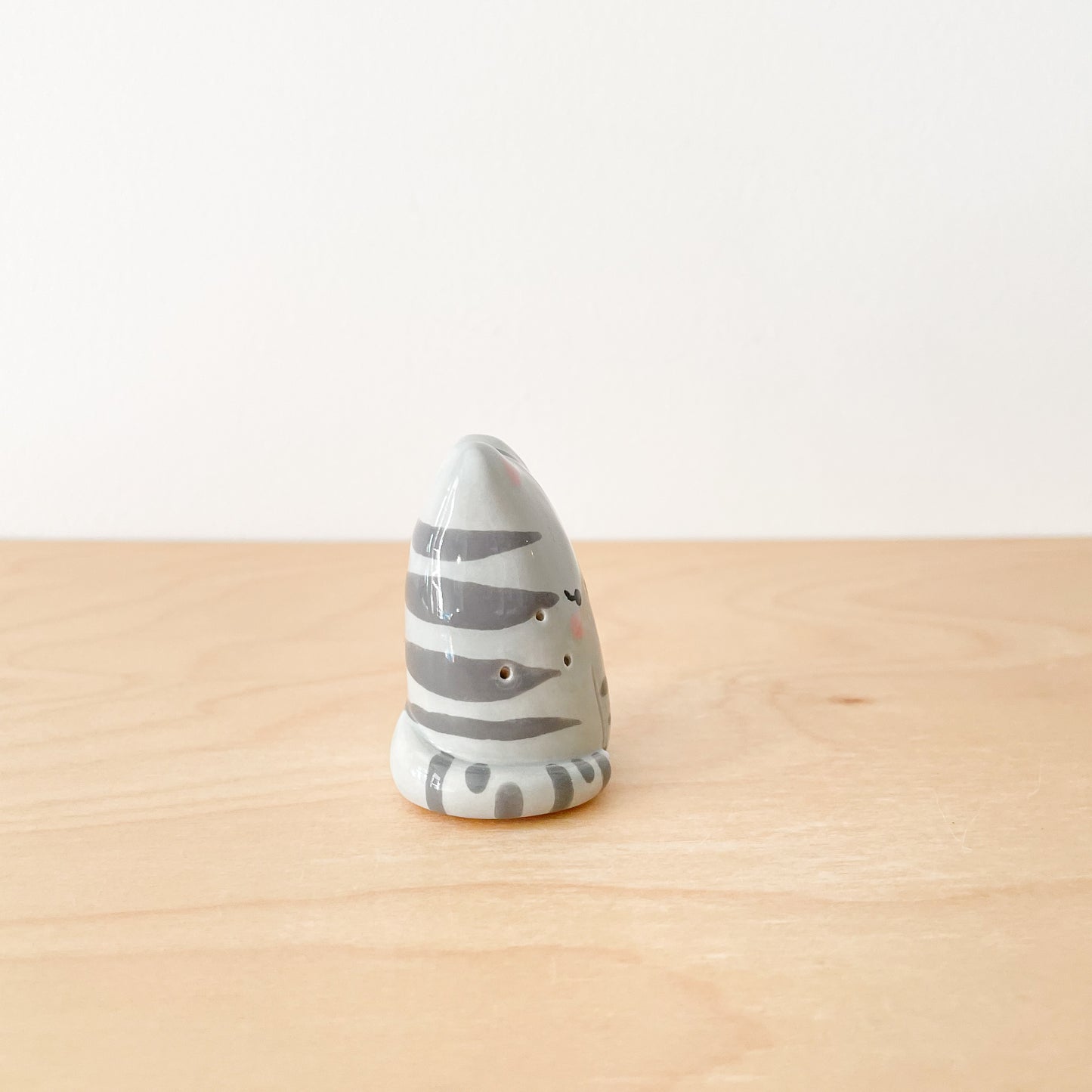 Grey Tabby Whisker Cat Mini Vase
