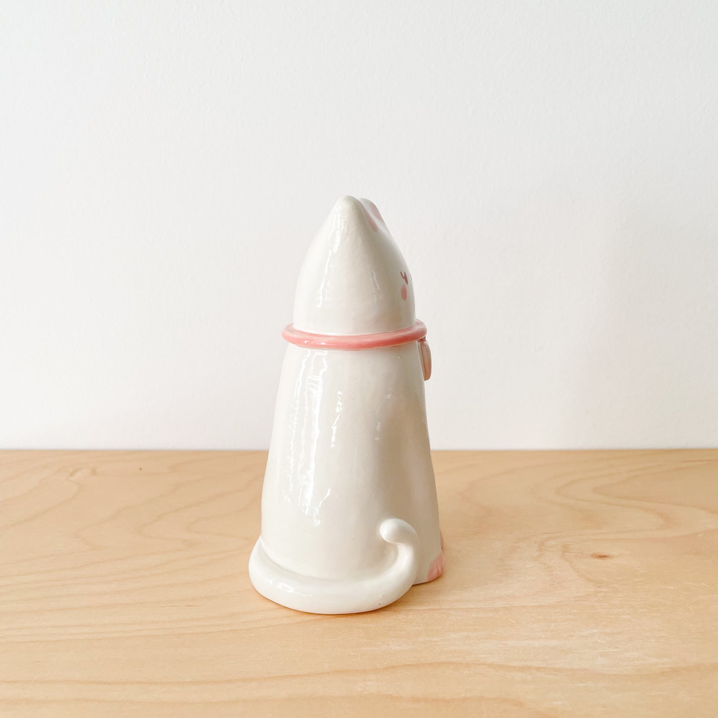 Loving Cat Vase
