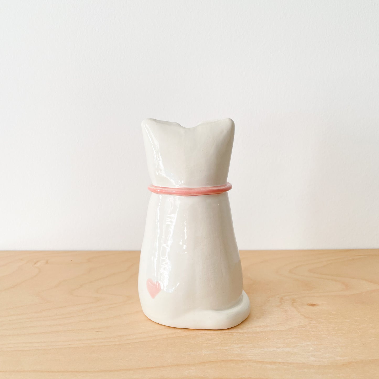 Loving Cat Vase