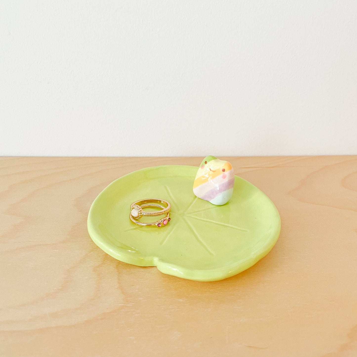 Small Green Lily Pad Dish