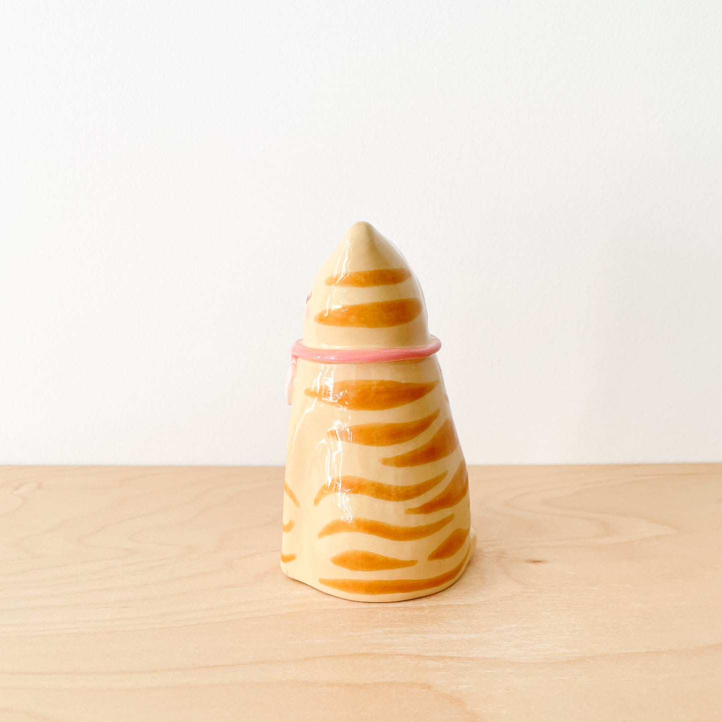 Caramel Tabby Cat Vase