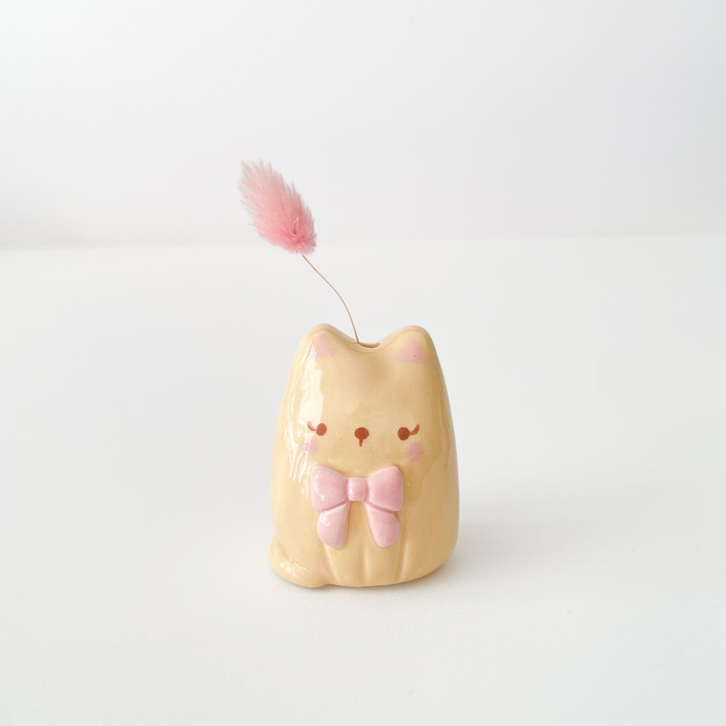 Caramel Bow Cat Mini Vase