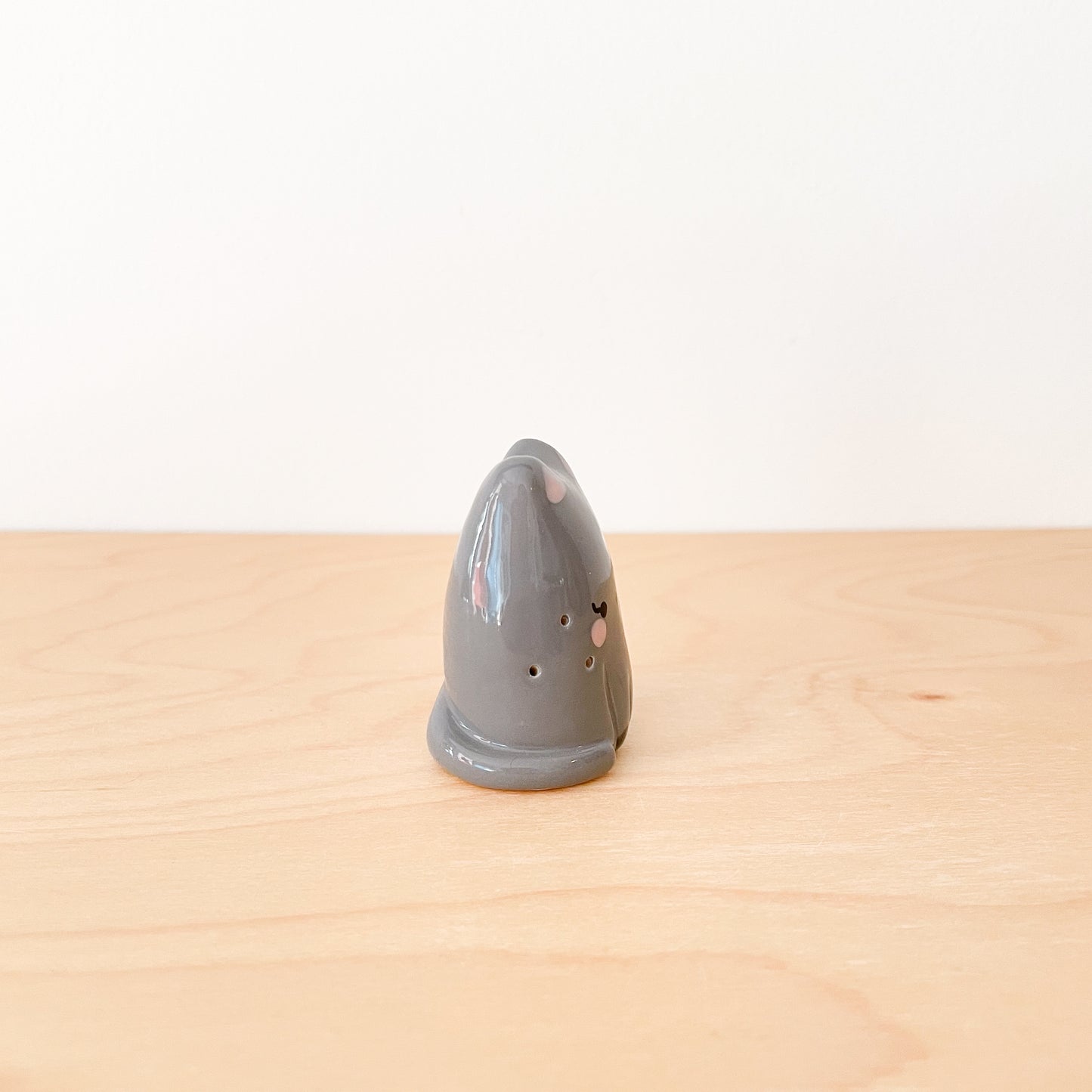 Dark Grey Whisker Cat Mini Vase