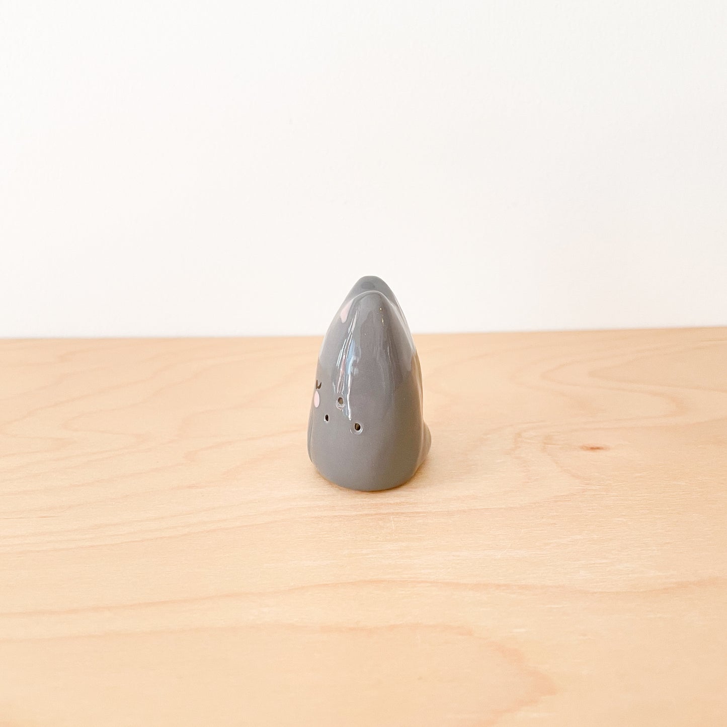 Dark Grey Whisker Cat Mini Vase
