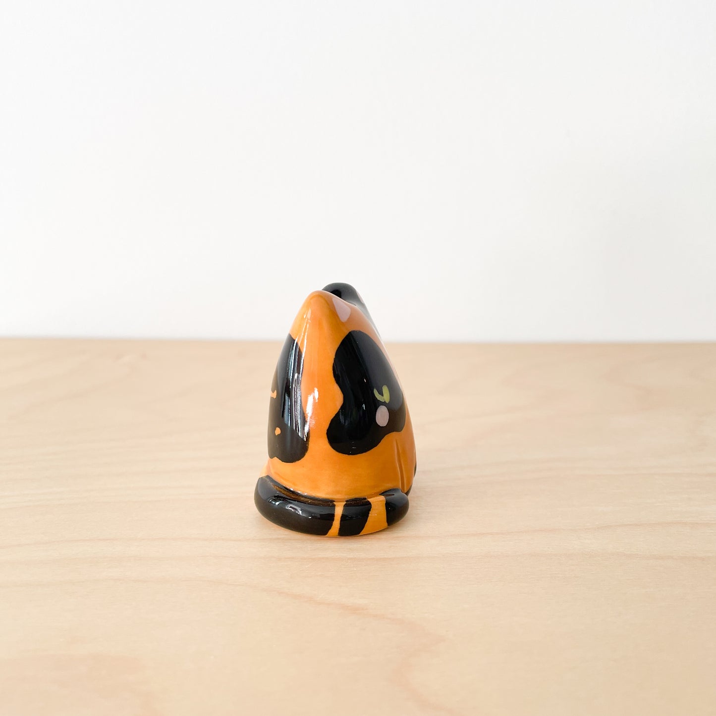 Tortoiseshell Cat Mini Vase