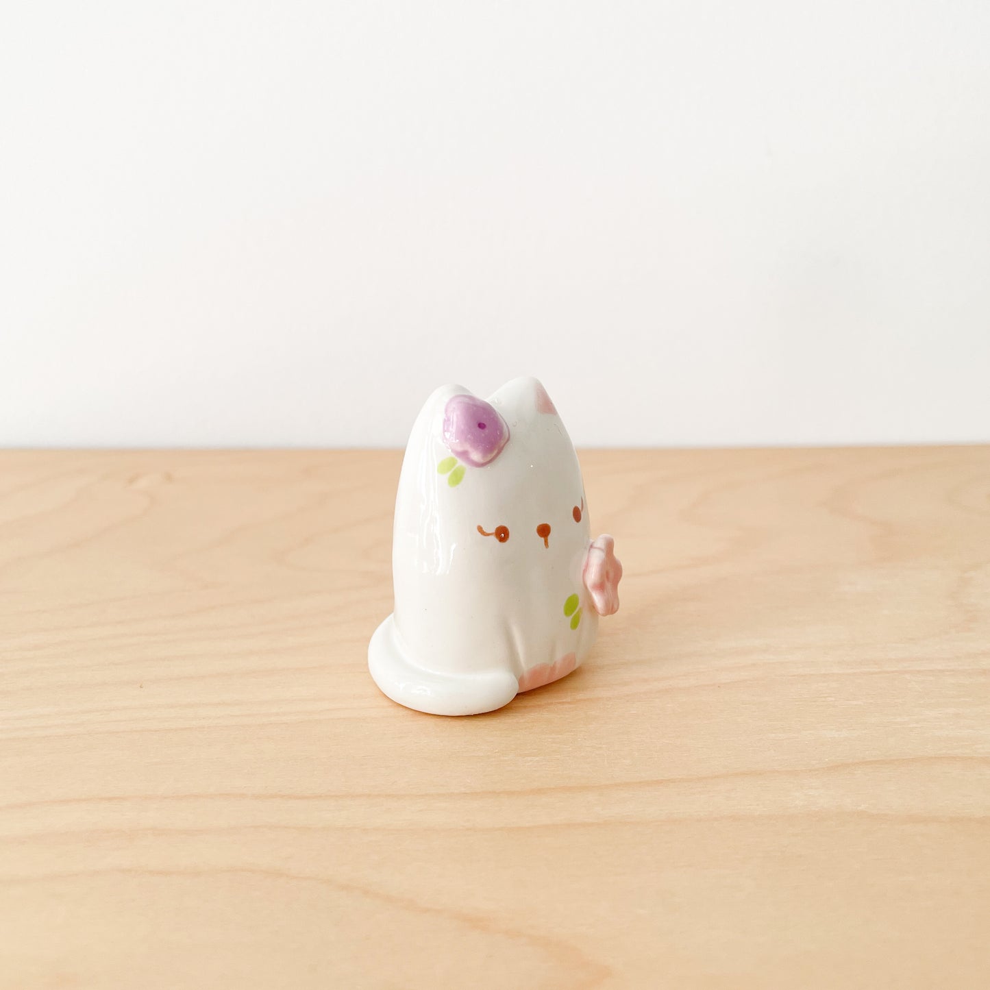Blooming Cat Mini Vase