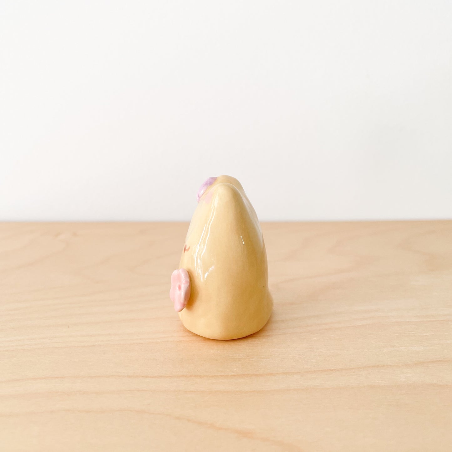 Caramel Blooming Cat Mini Vase