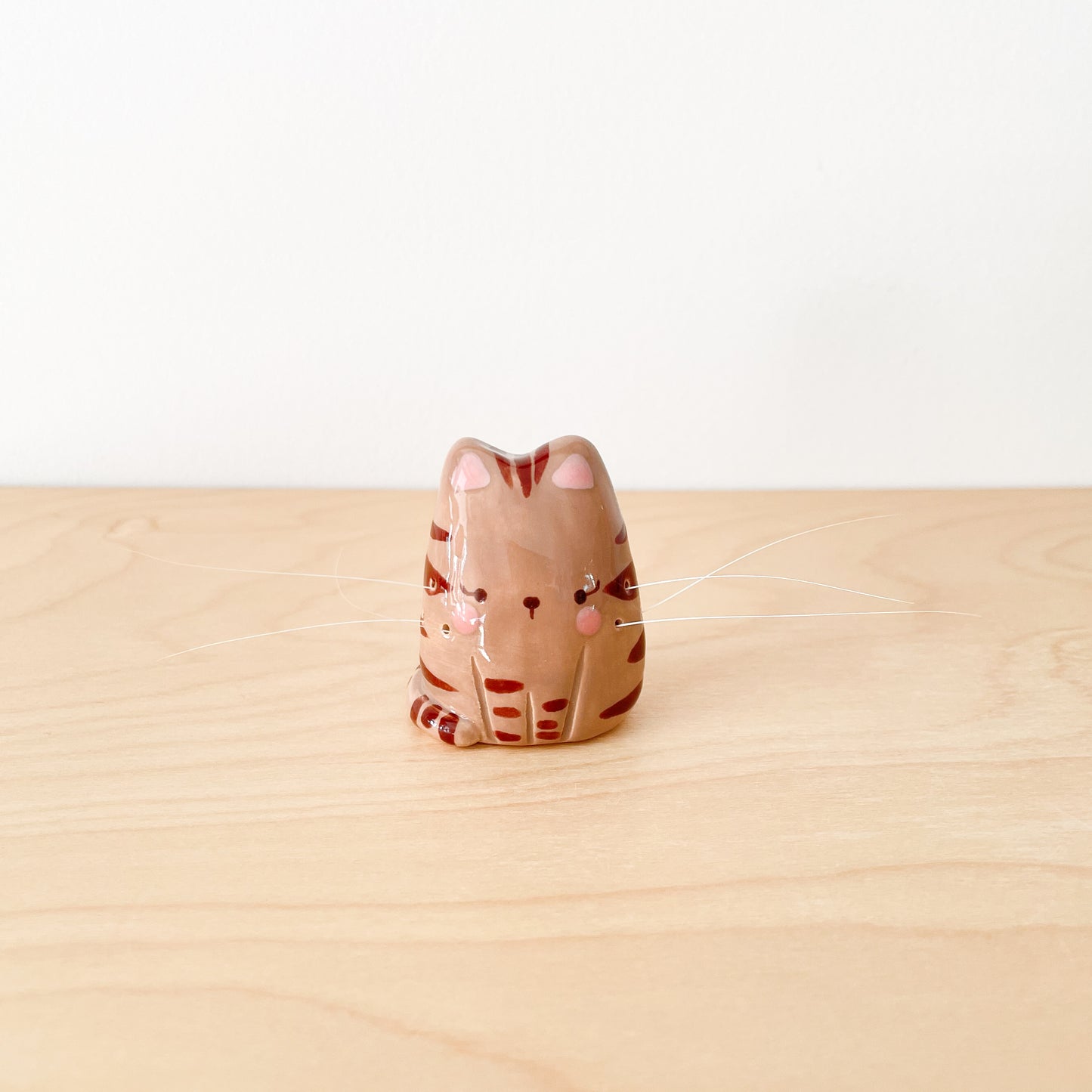 Brown Tabby Whisker Cat Mini Vase