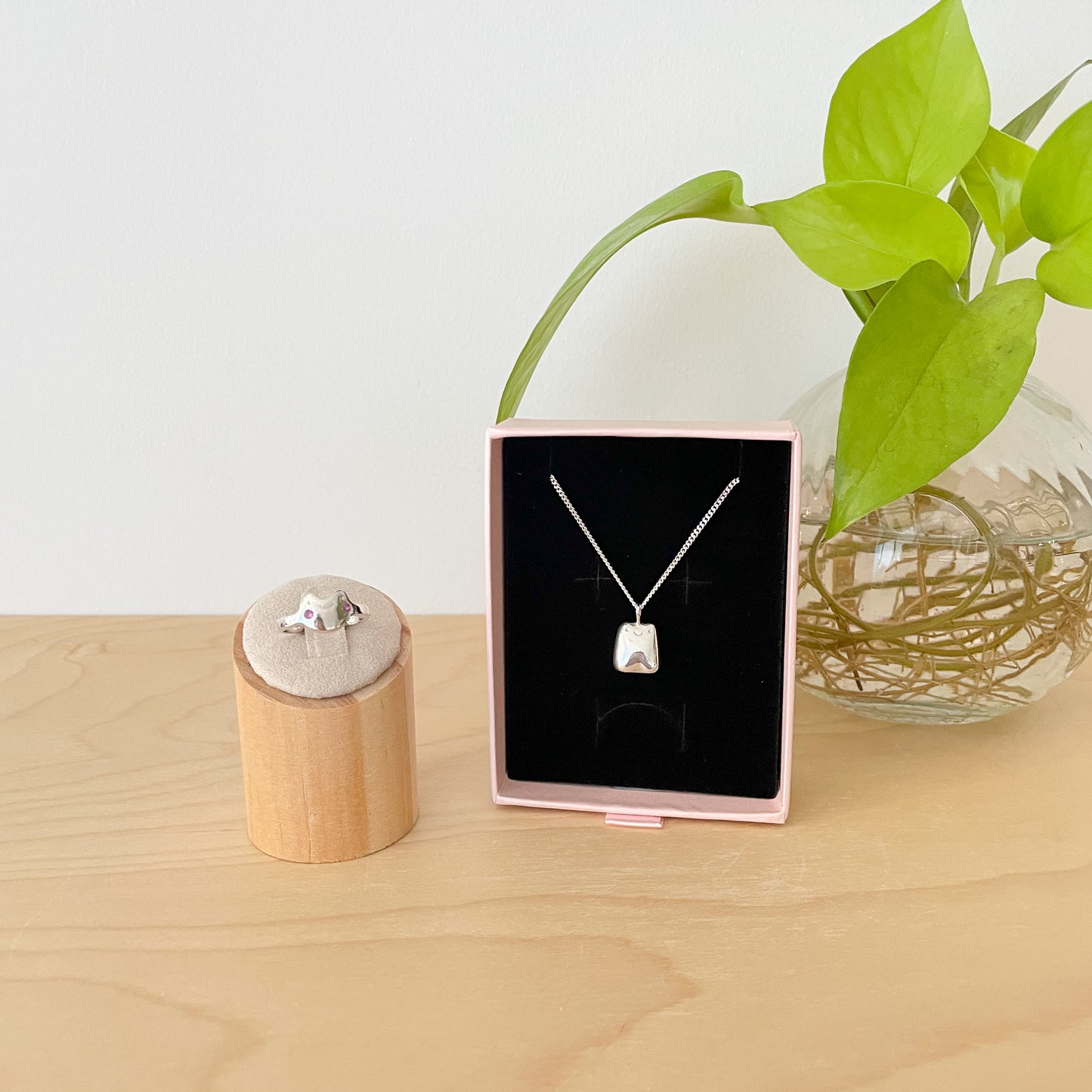 Froggy Ring - Size  5 1/4