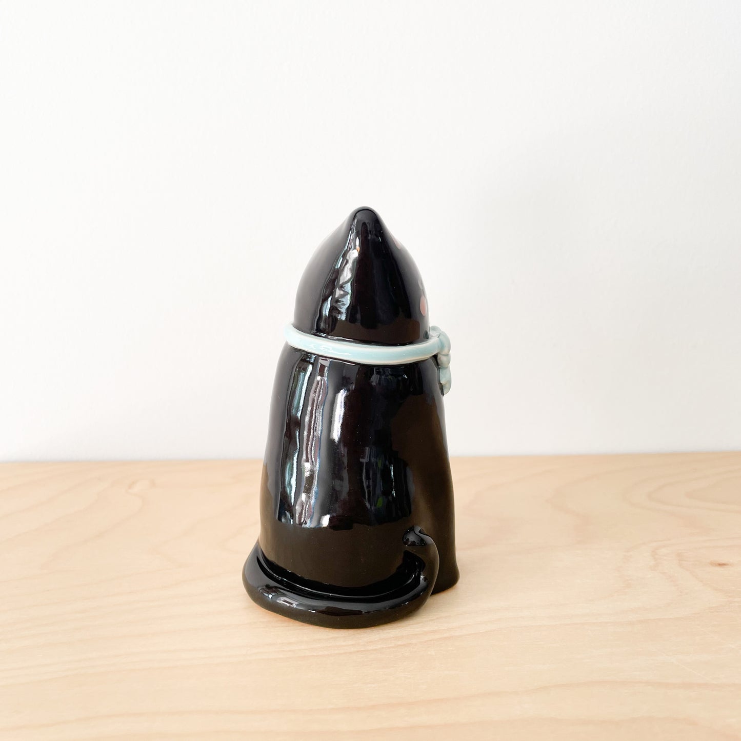 Black Cat Vase (Blue bow)
