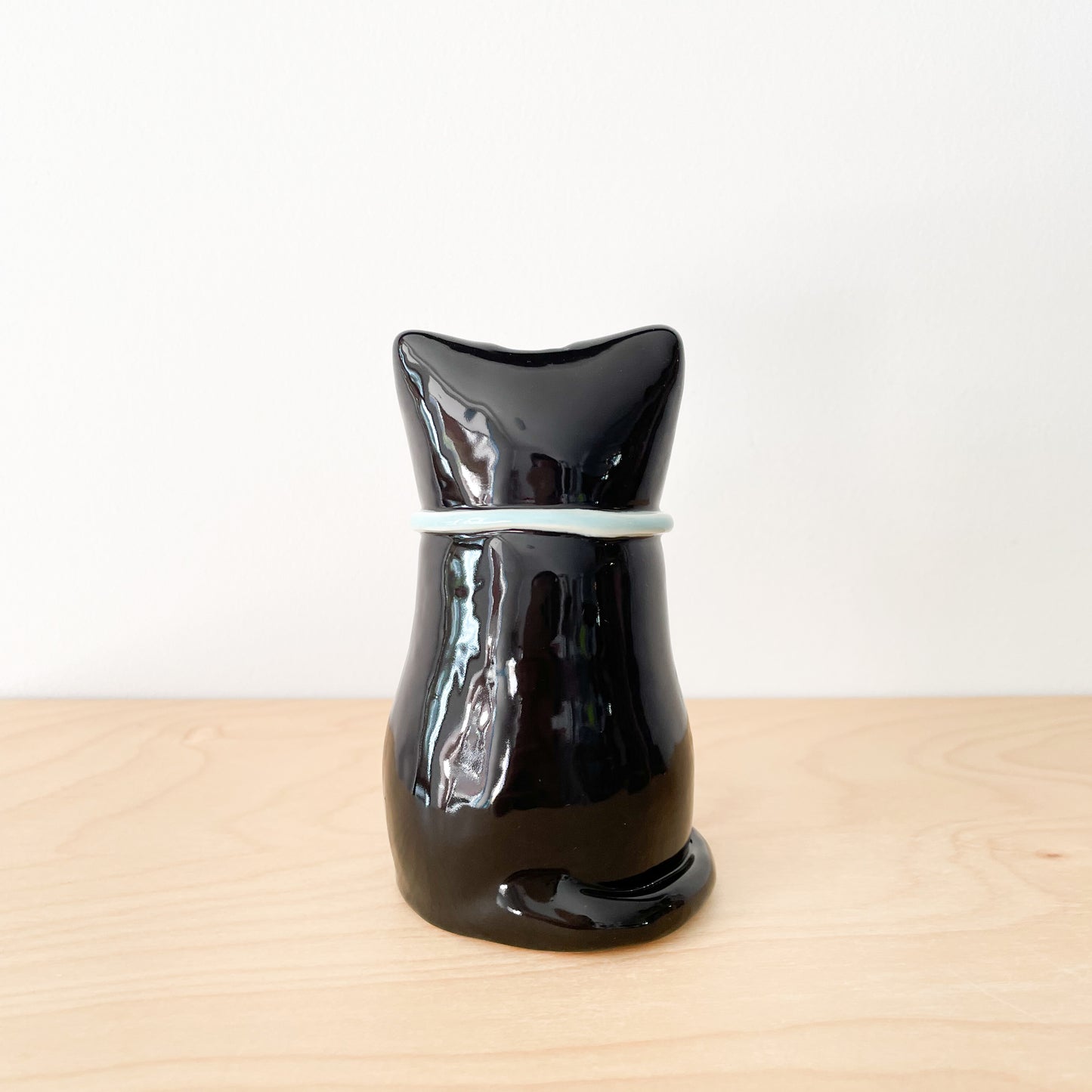 Black Cat Vase (Blue bow)