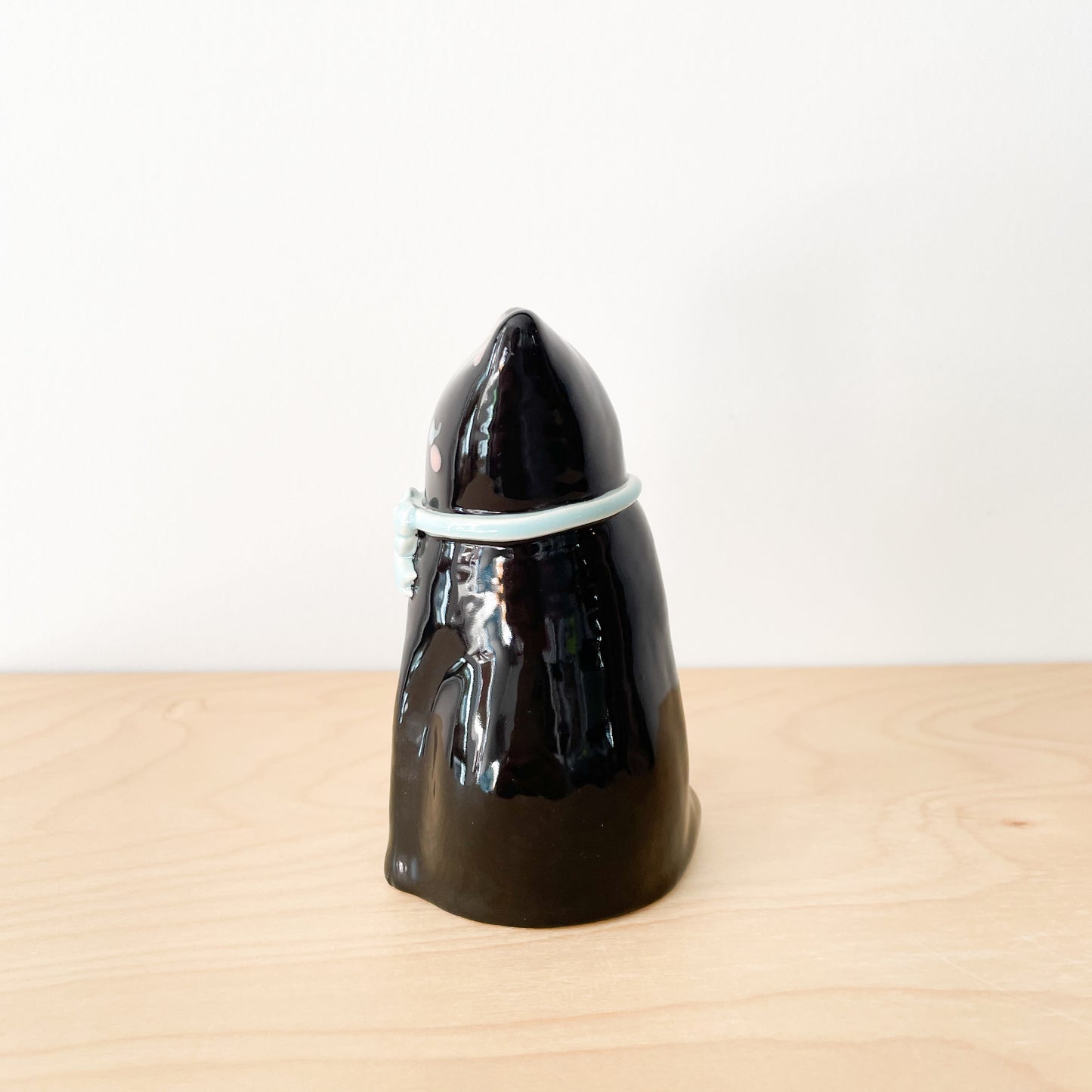 Black Cat Vase (Blue bow)