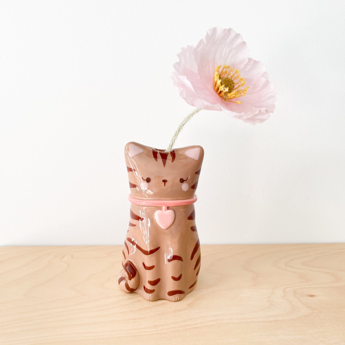 Brown Tabby Cat Vase