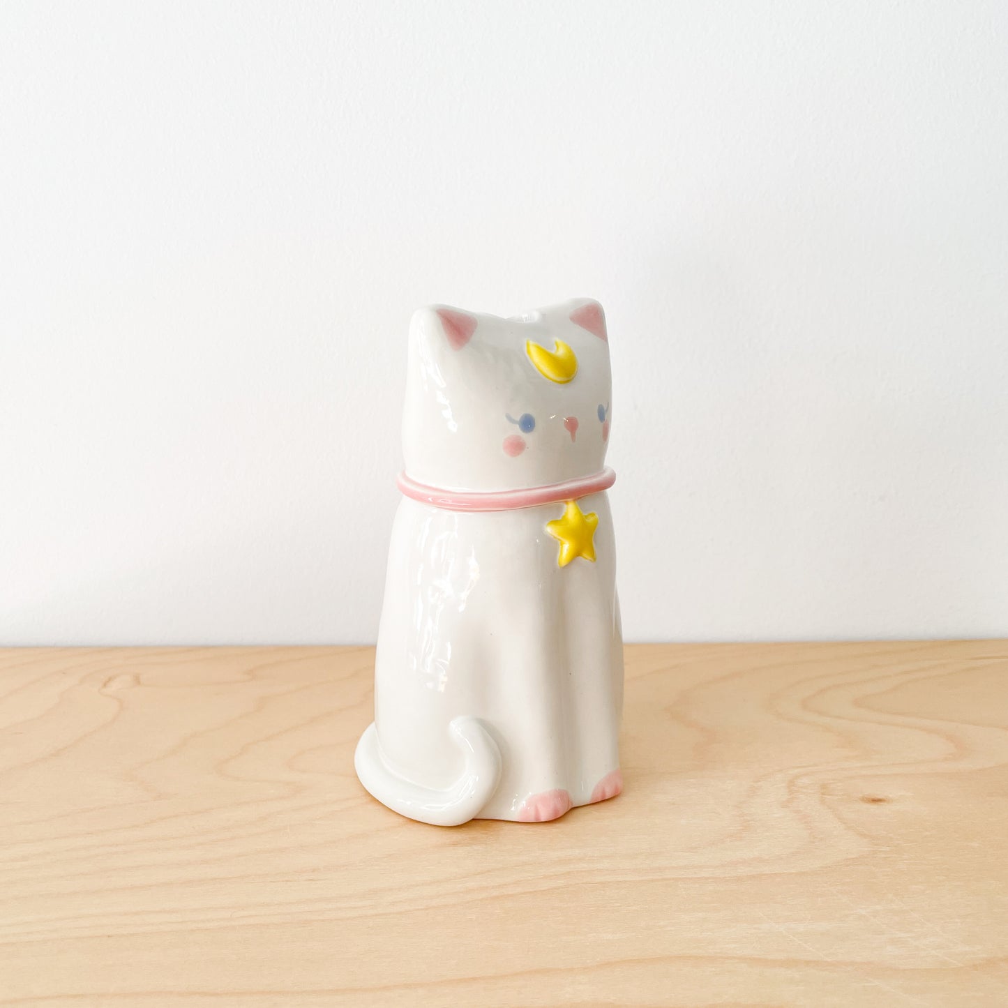 White Luna Cat Vase