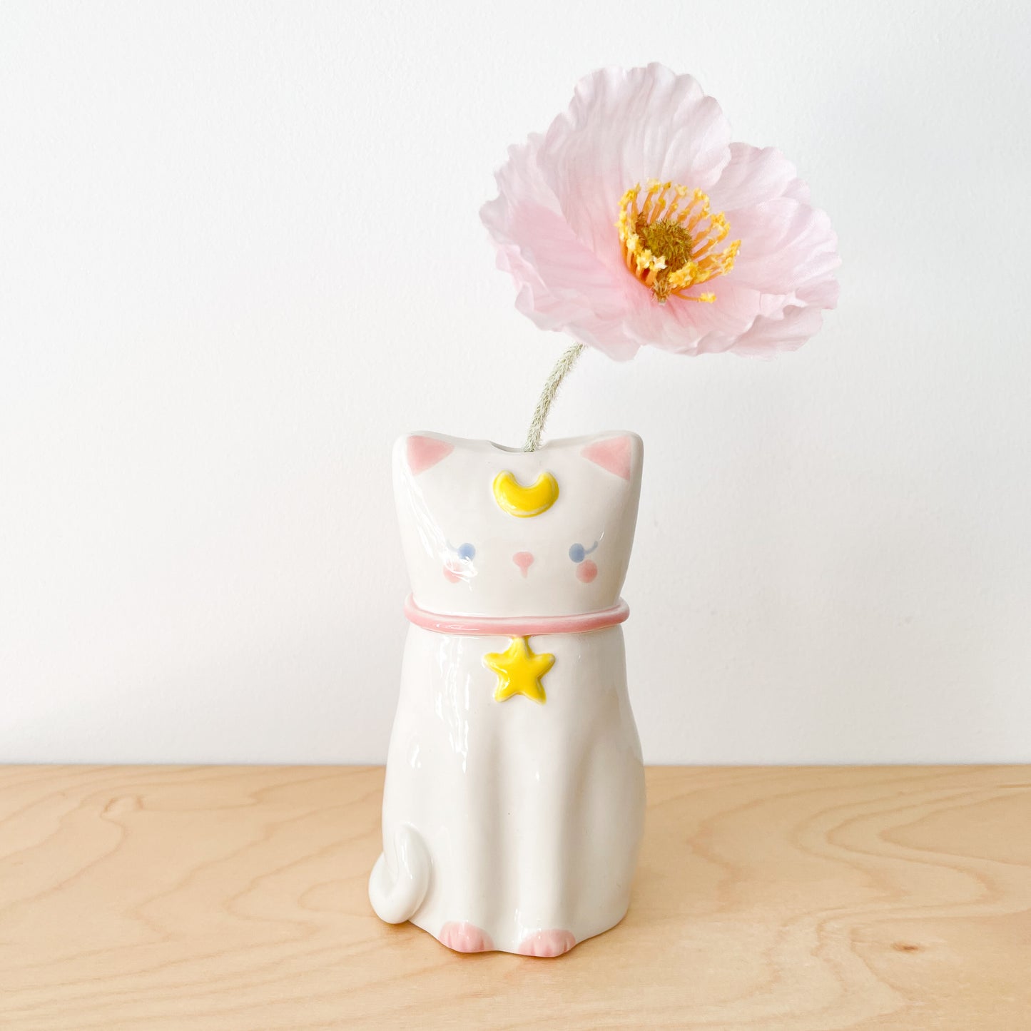 White Luna Cat Vase