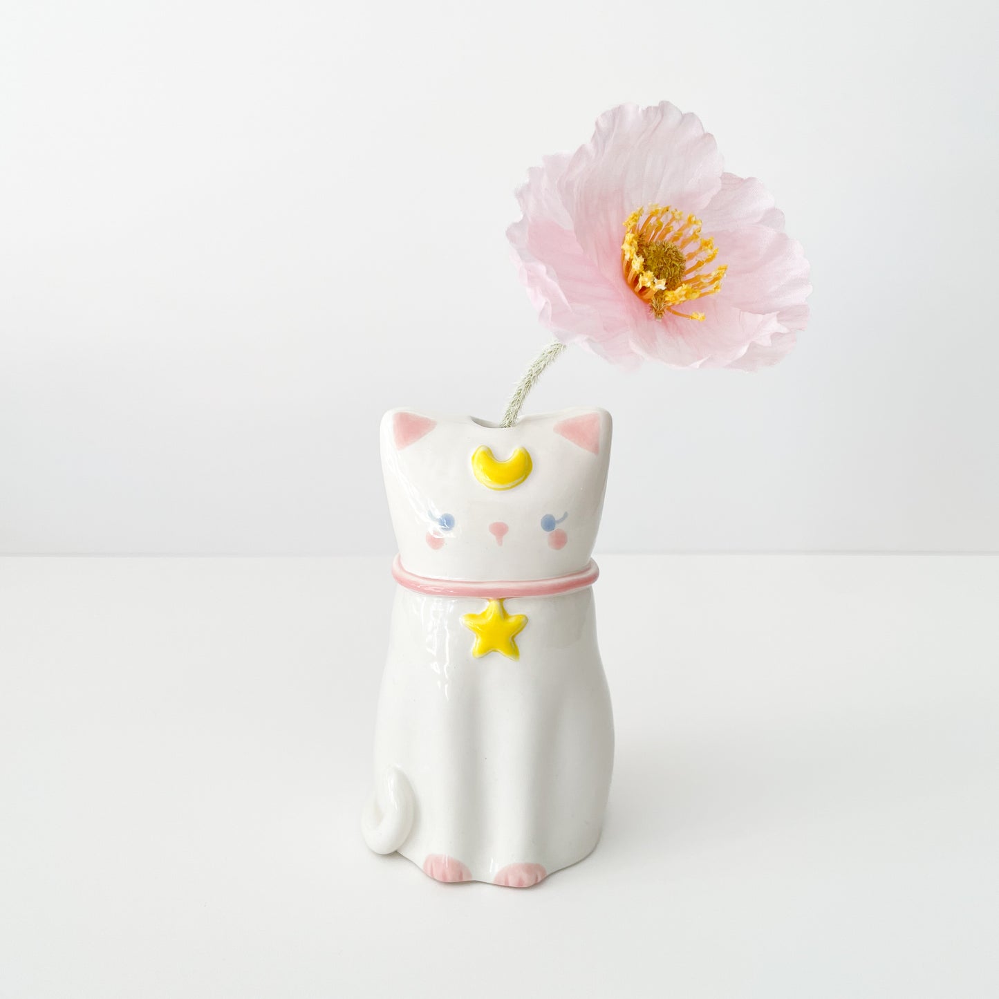 White Luna Cat Vase
