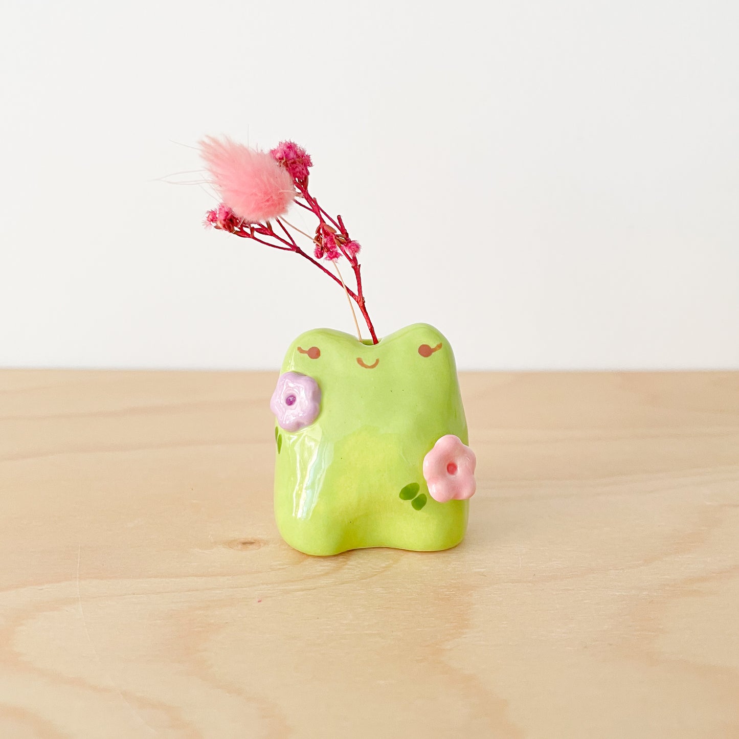 Blooming Frog Mini Vase