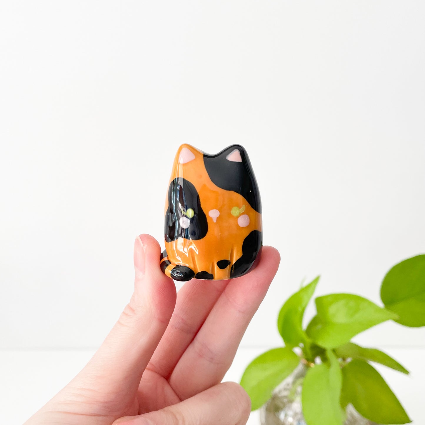 Tortoiseshell Cat Mini Vase