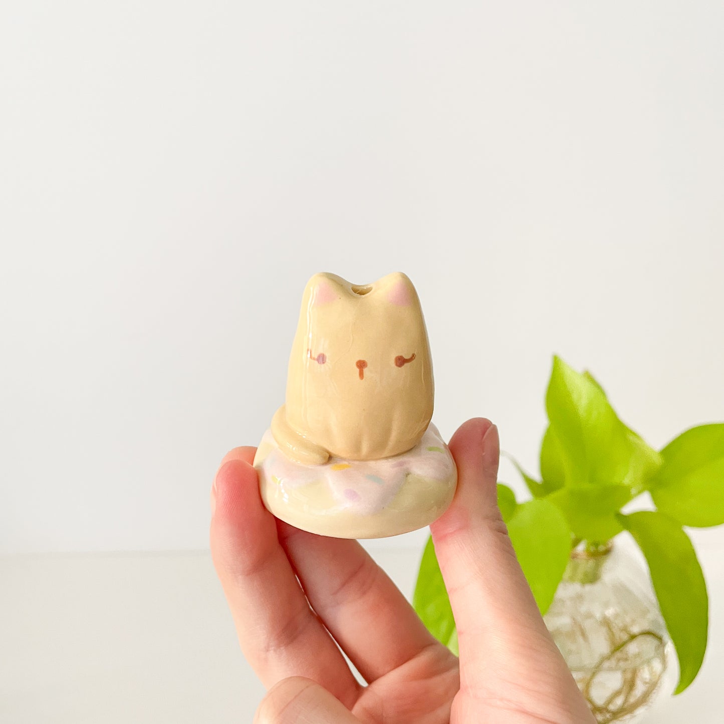 Brown Donut Cat Mini Vase