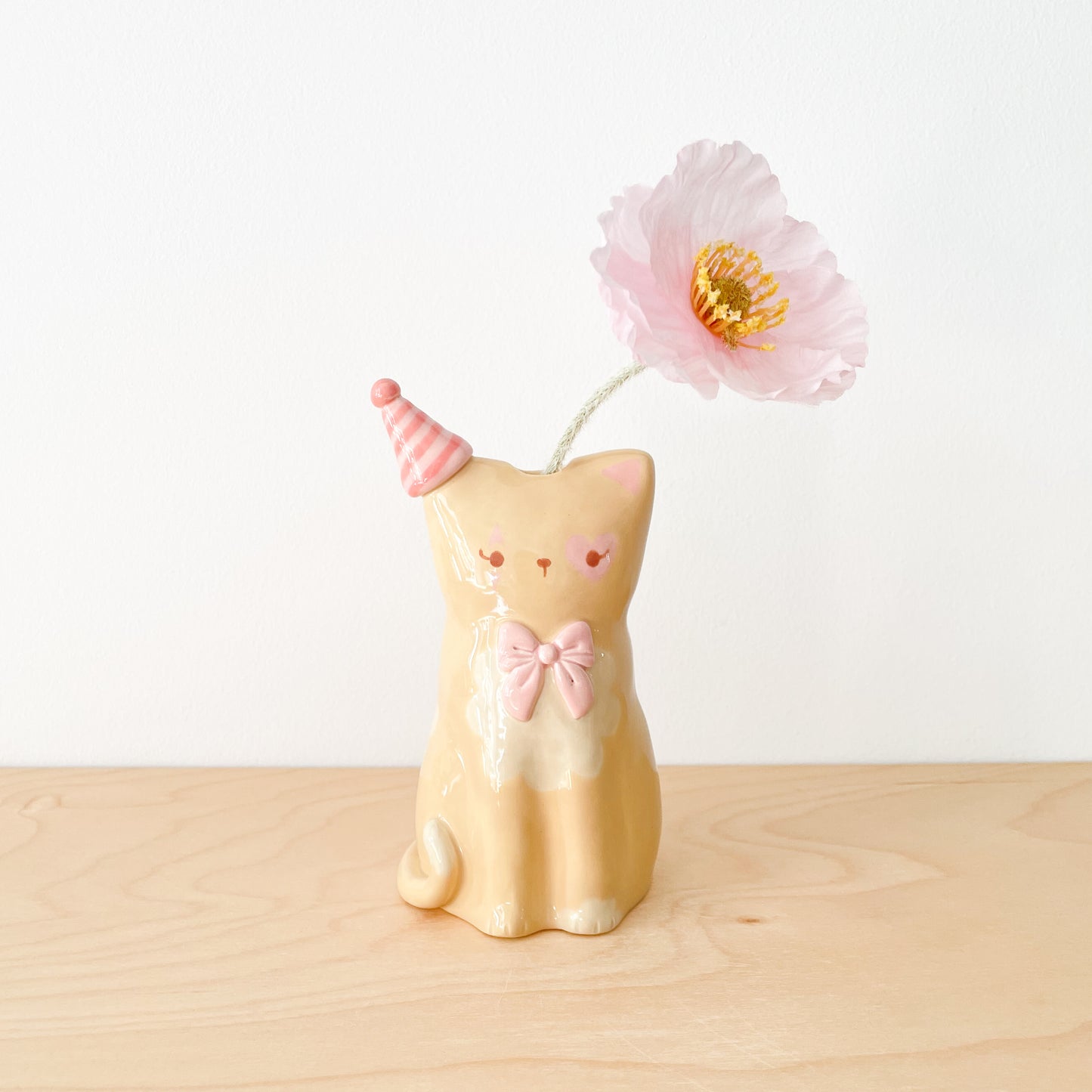 Caramel Circus Cat Vase