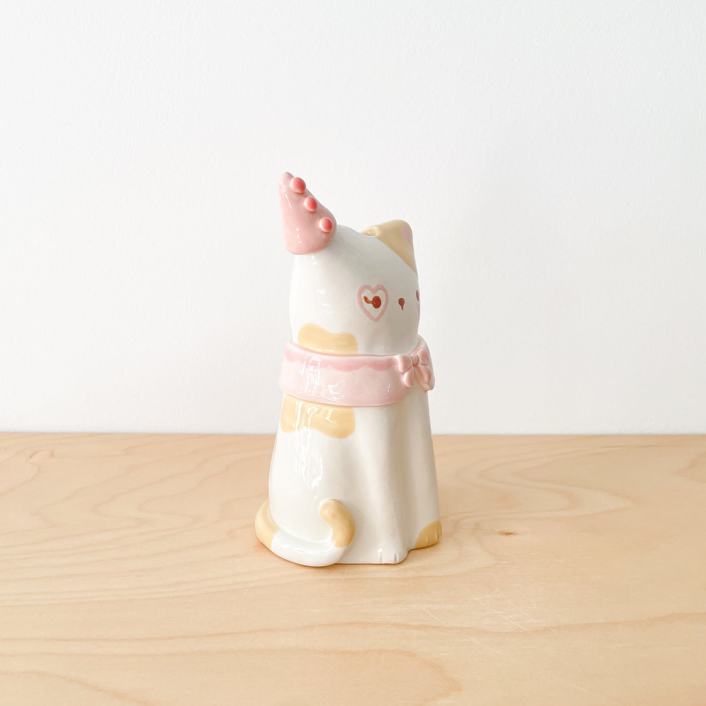 Puddles Circus Cat Vase