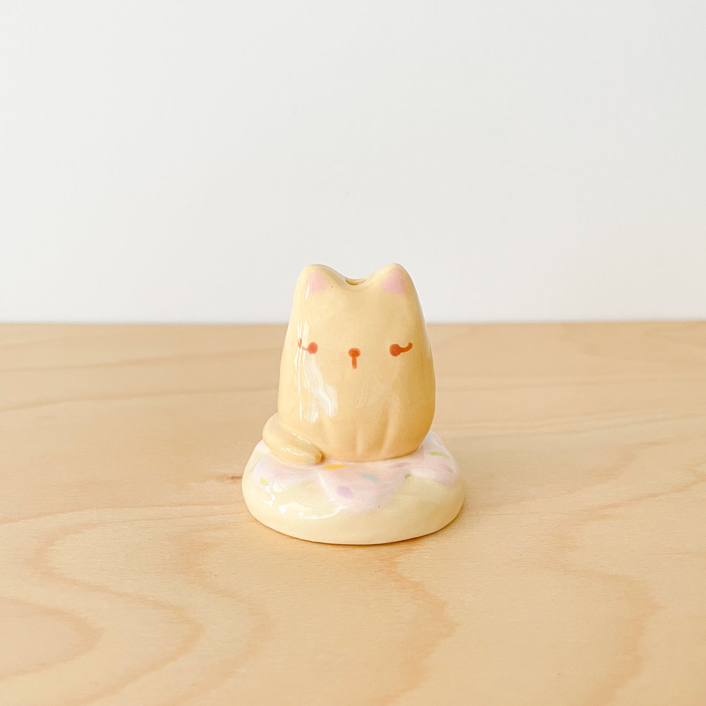 Brown Donut Cat Mini Vase