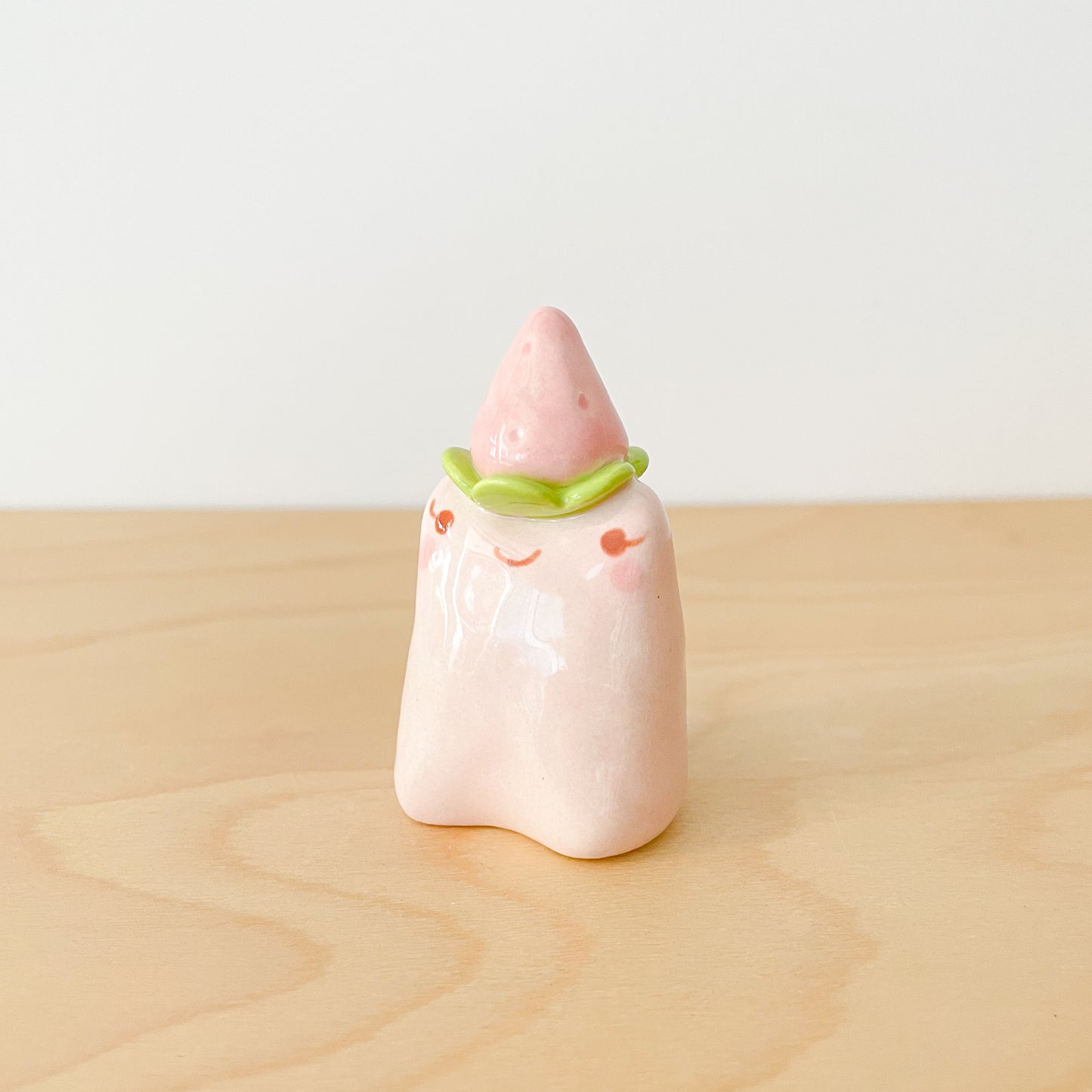 Pink Strawberry Frog Ring Holder