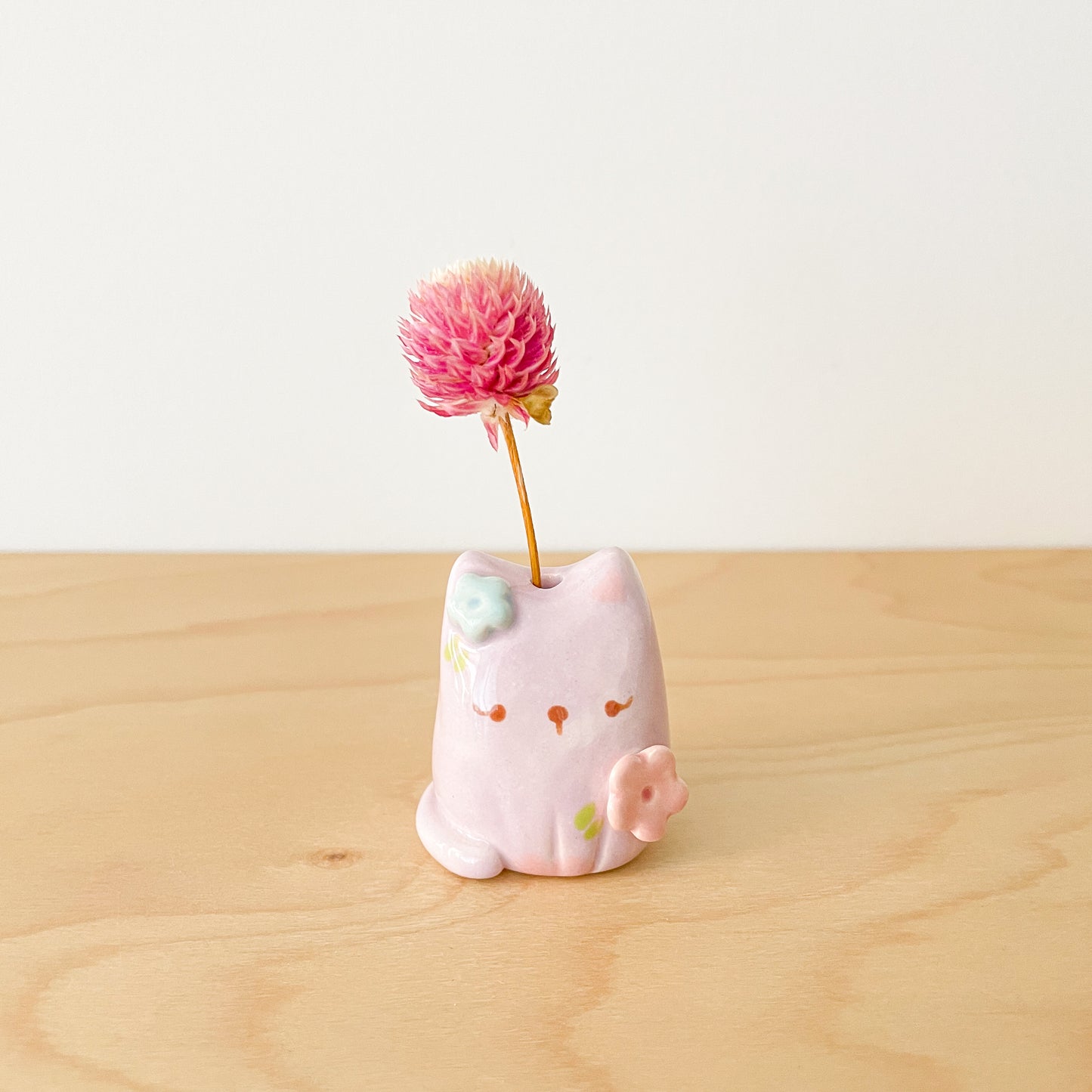 Lilac Blooming Cat Mini Vase