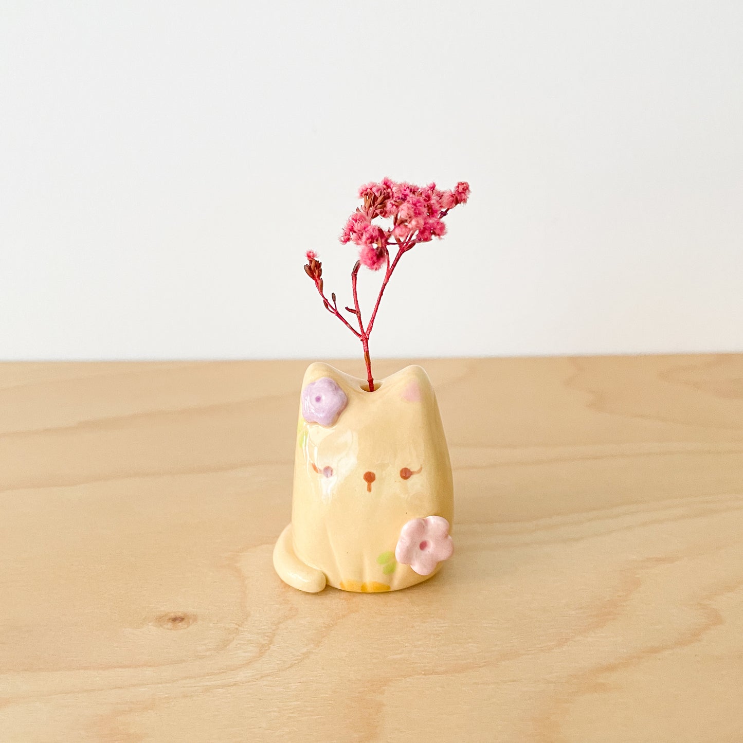 Brown Blooming Cat Mini Vase