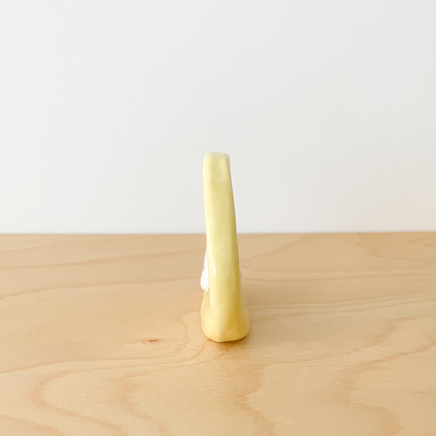 Luna Cat Mini Vase (yellow)