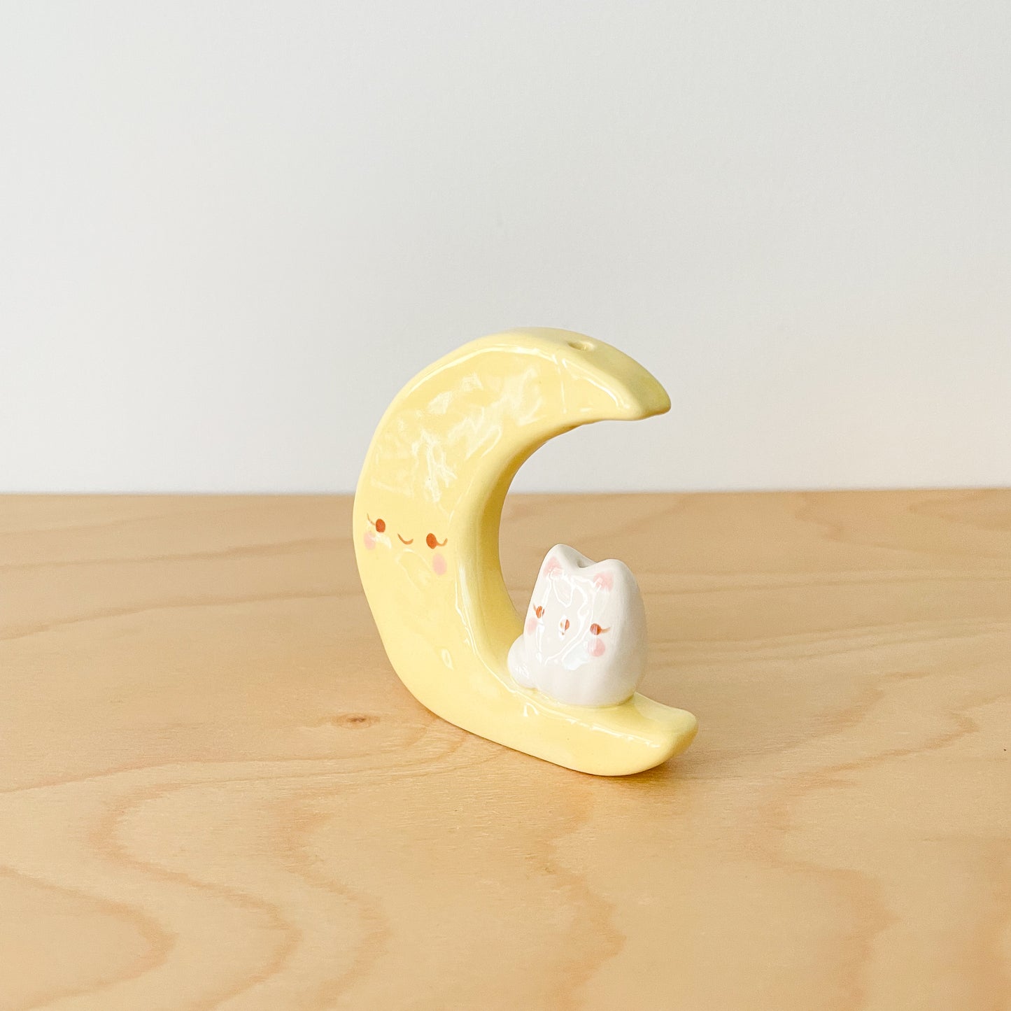 Luna Cat Mini Vase (yellow)