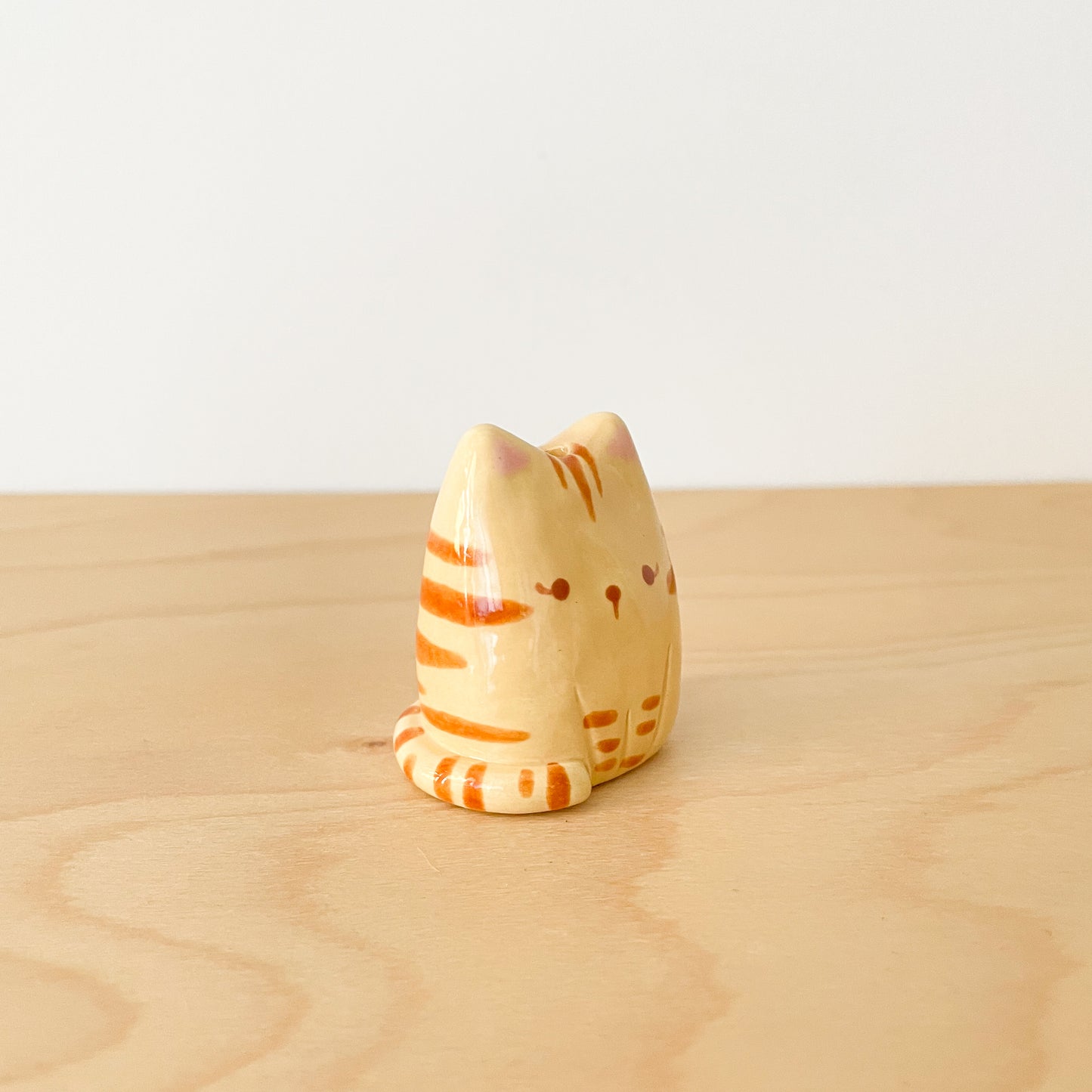 Brown Tabby Cat Mini Vase