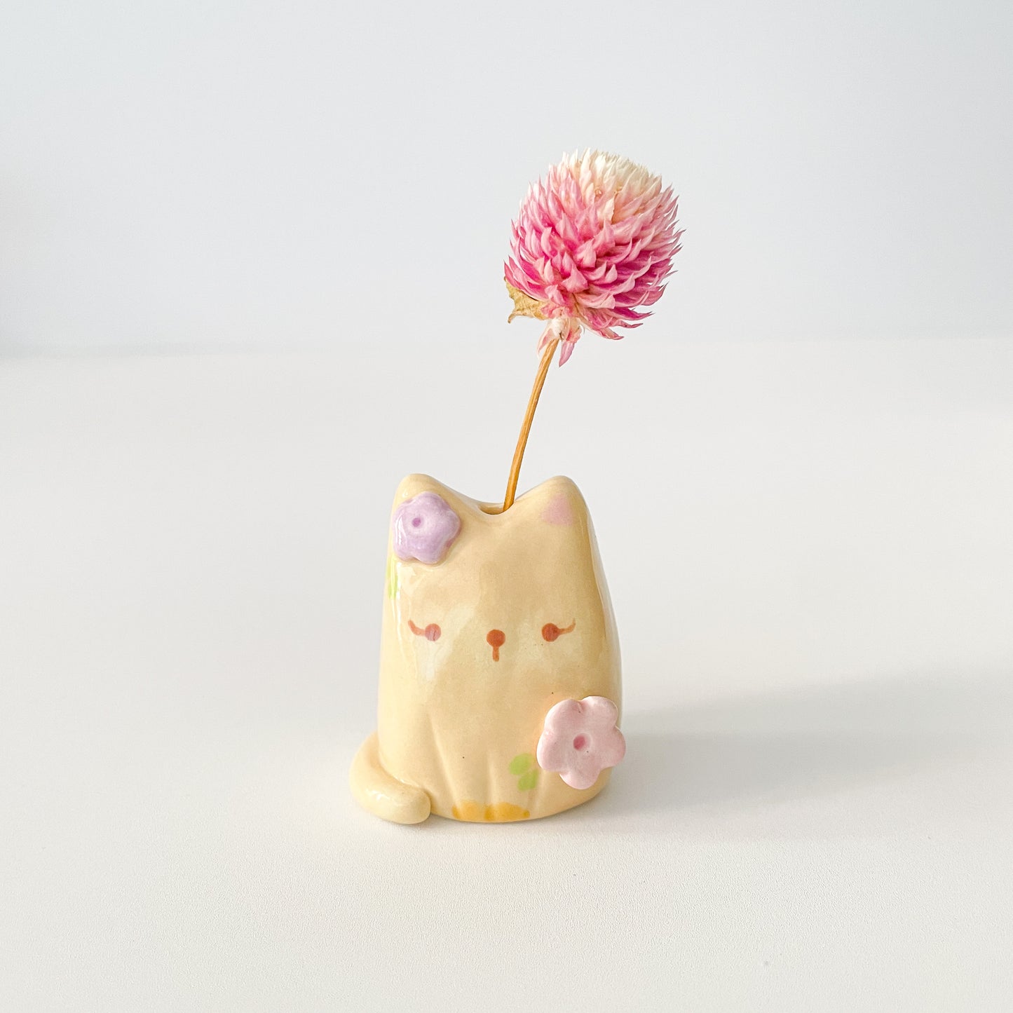 Brown Blooming Cat Mini Vase