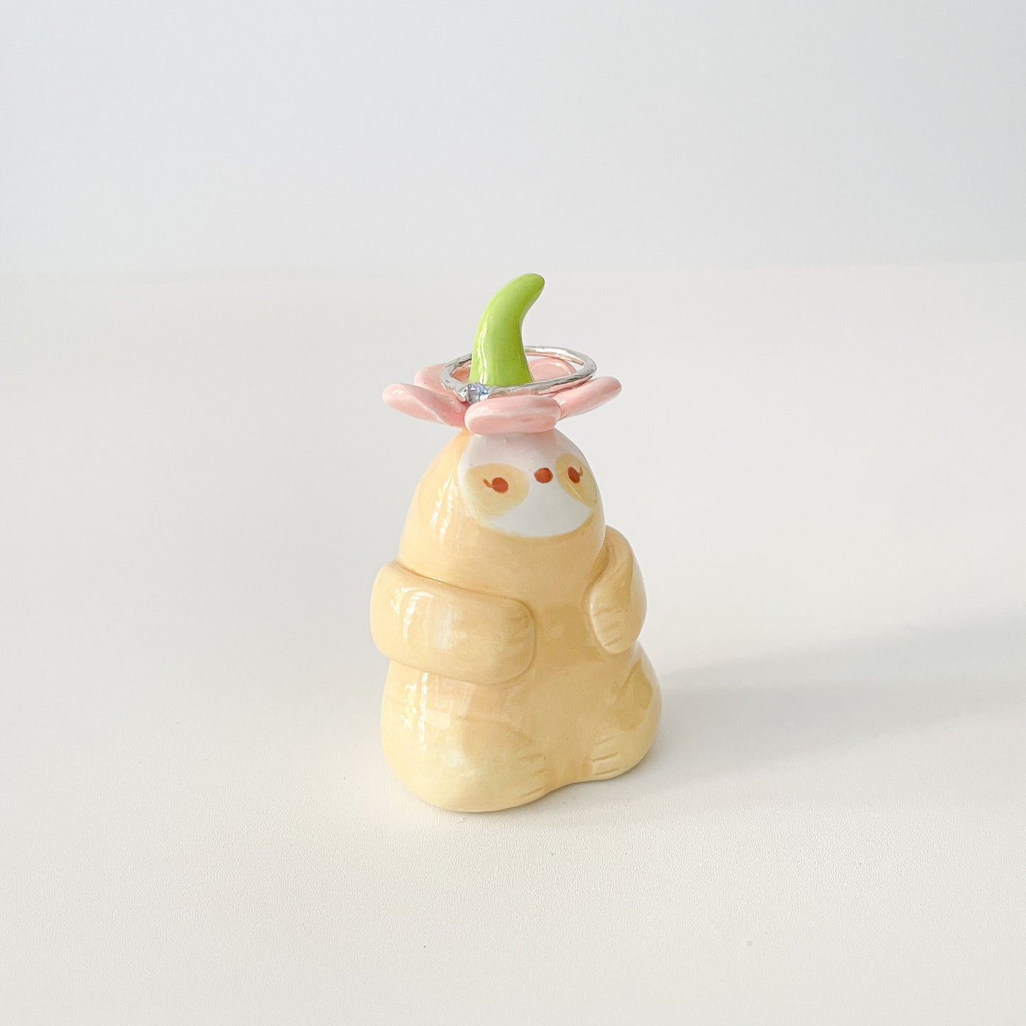 Daisy Sloth Ring Holder