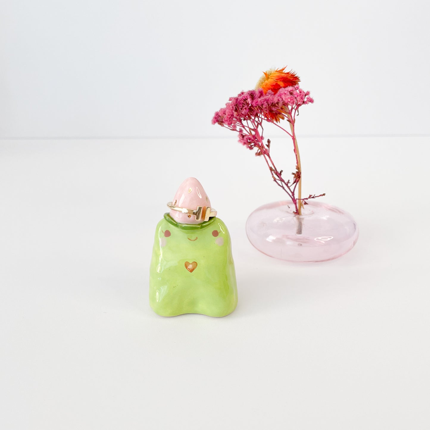 Sparkly Strawberry Frog Ring Holder