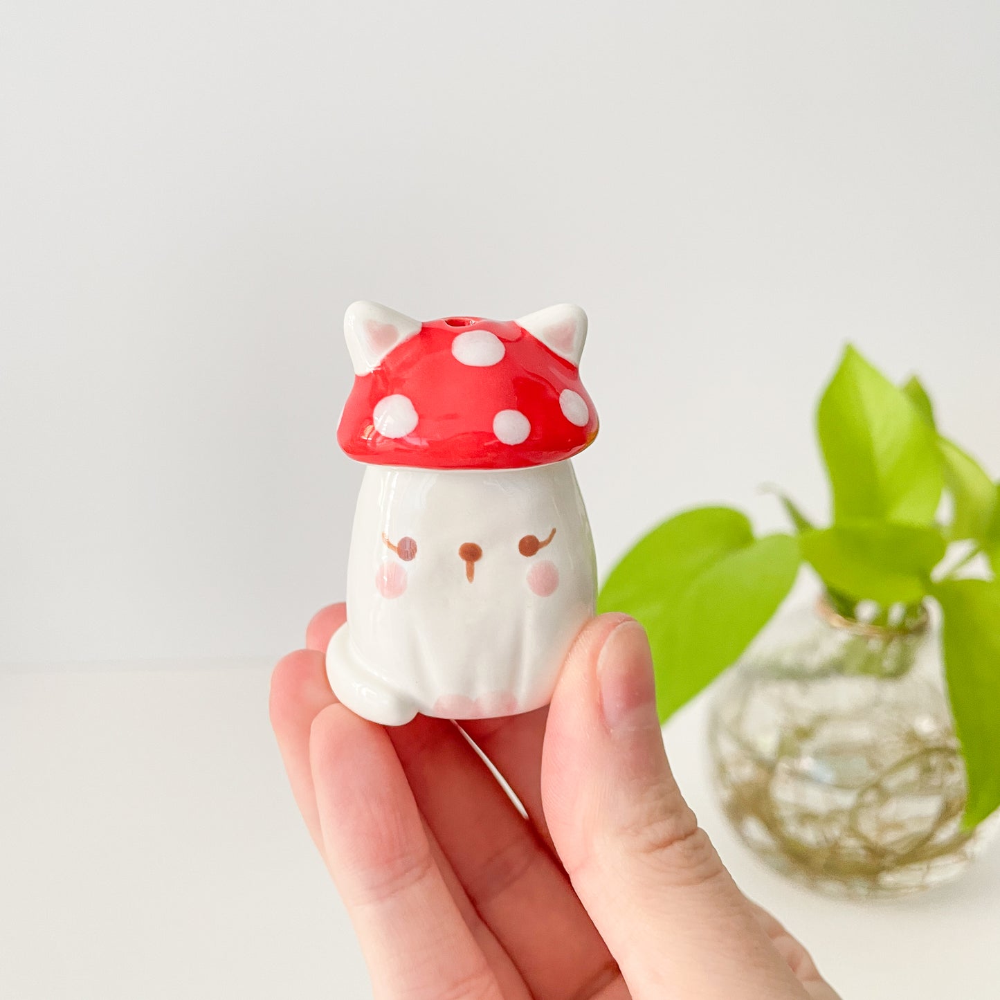 Red Mushy Cat Mini Vase