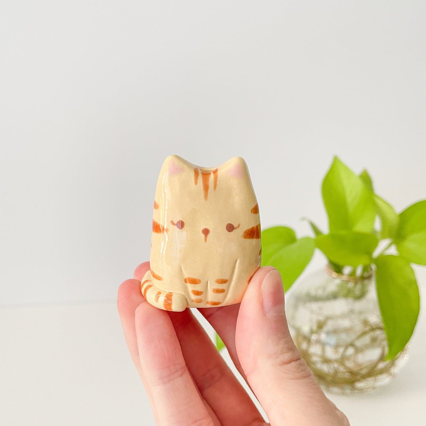 Brown Tabby Cat Mini Vase