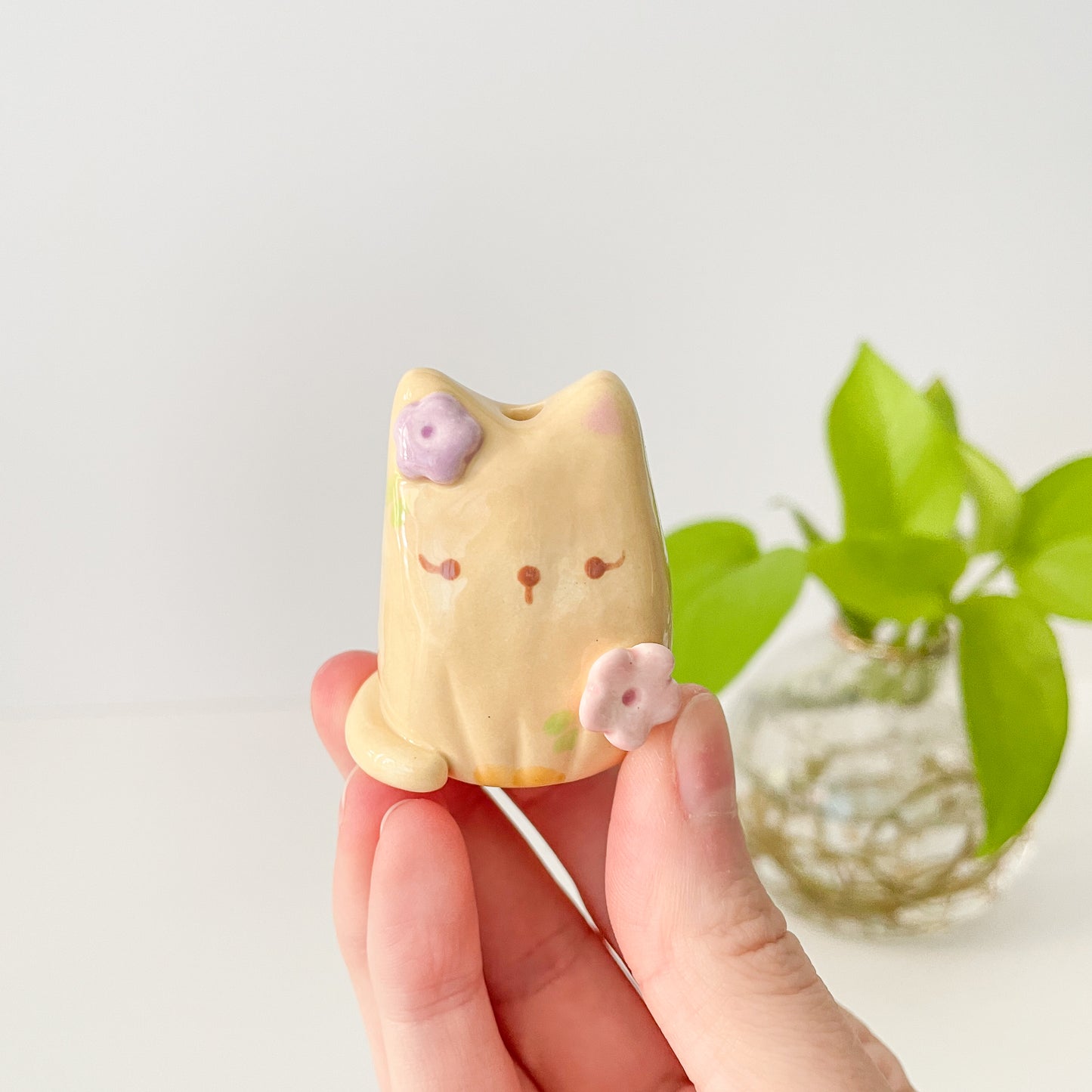 Brown Blooming Cat Mini Vase