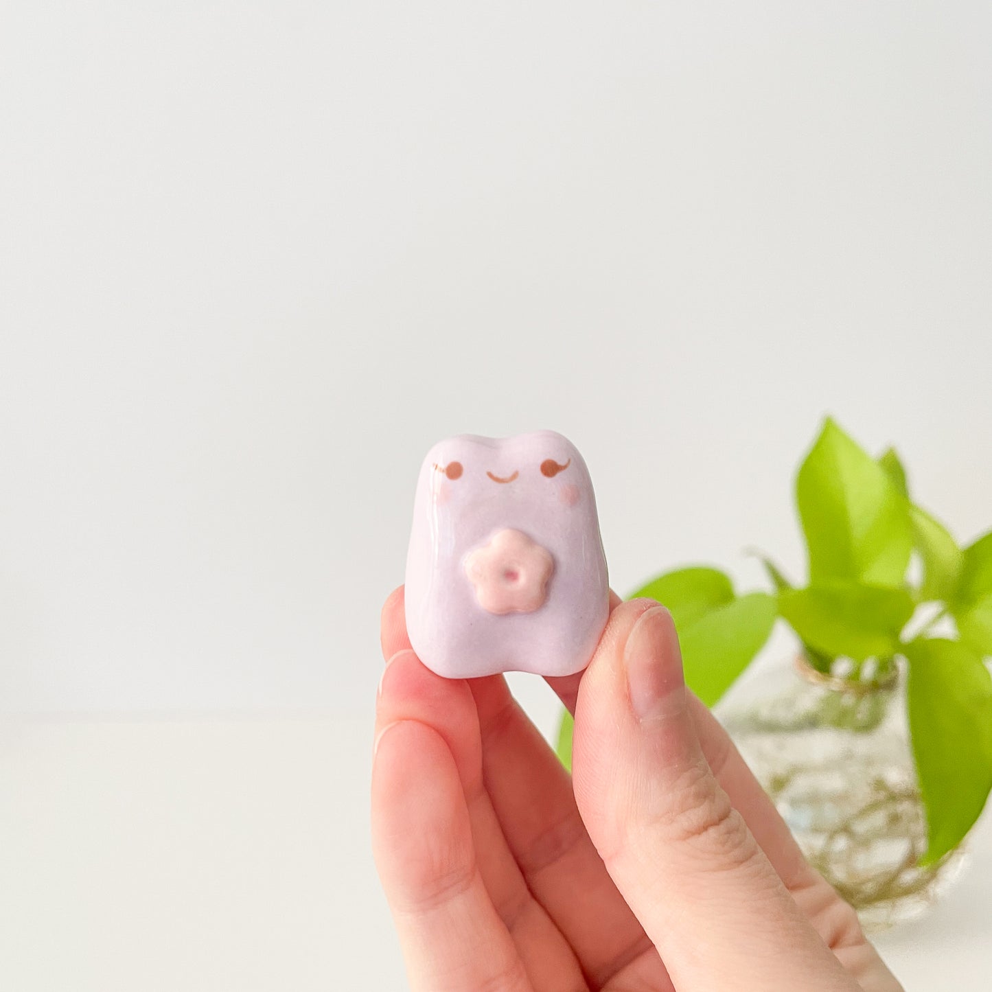 Lilac Flower Frog Desk Pal