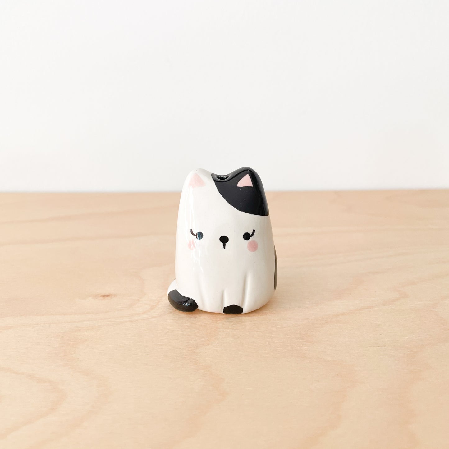 Black Spotty Cat Mini Vase