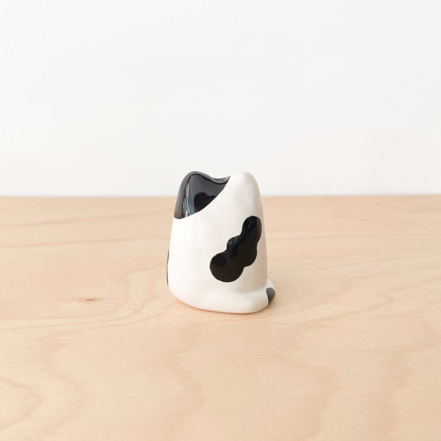 Black Spotty Cat Mini Vase