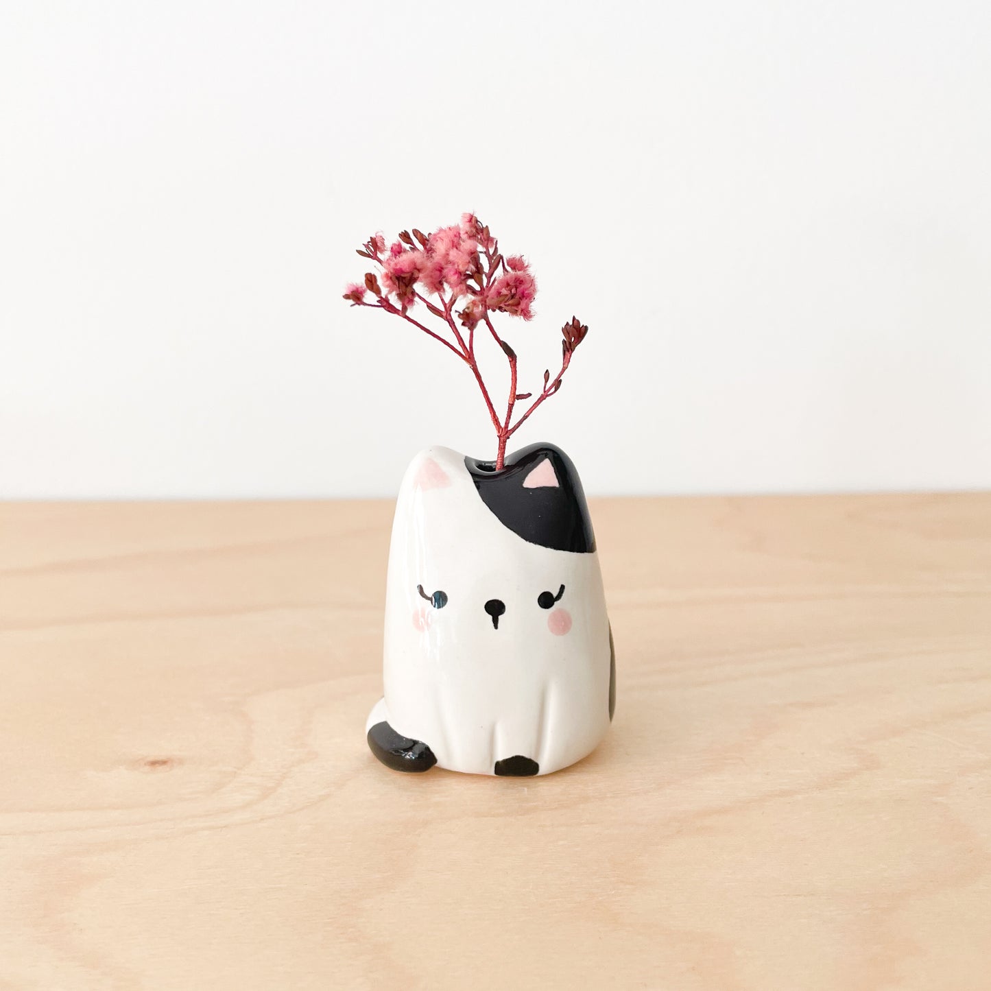 Black Spotty Cat Mini Vase