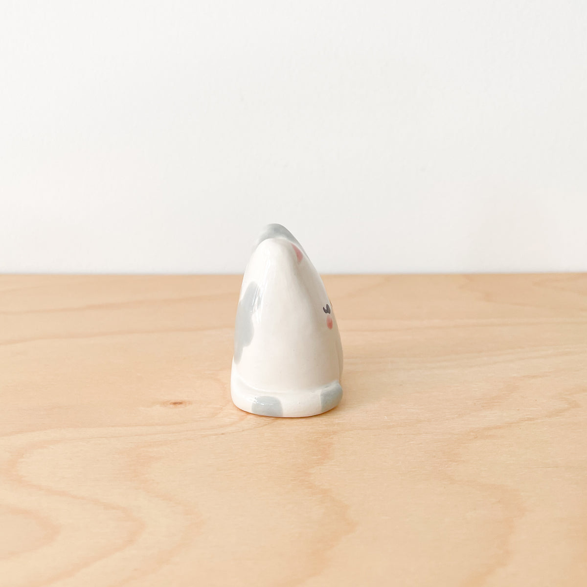 Grey Spotty Cat Mini Vase