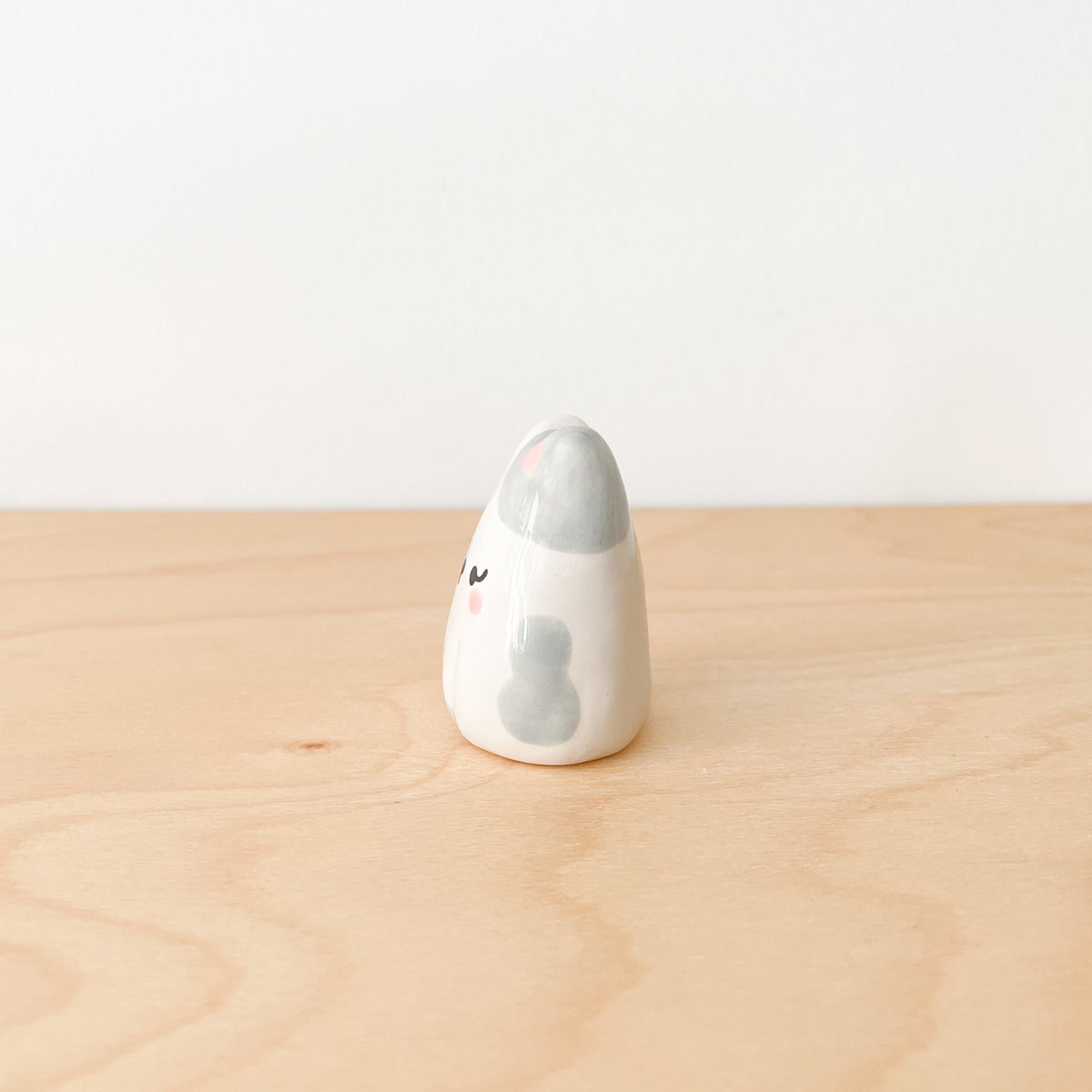Grey Spotty Cat Mini Vase